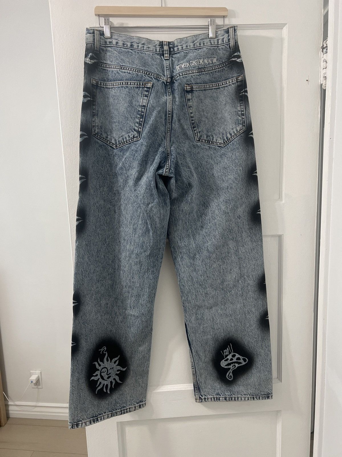 Dries Van Noten × Stussy Stussy x Dries Van Noten Stencil Jeans Size US 32 / EU 48 - 2 Thumbnail
