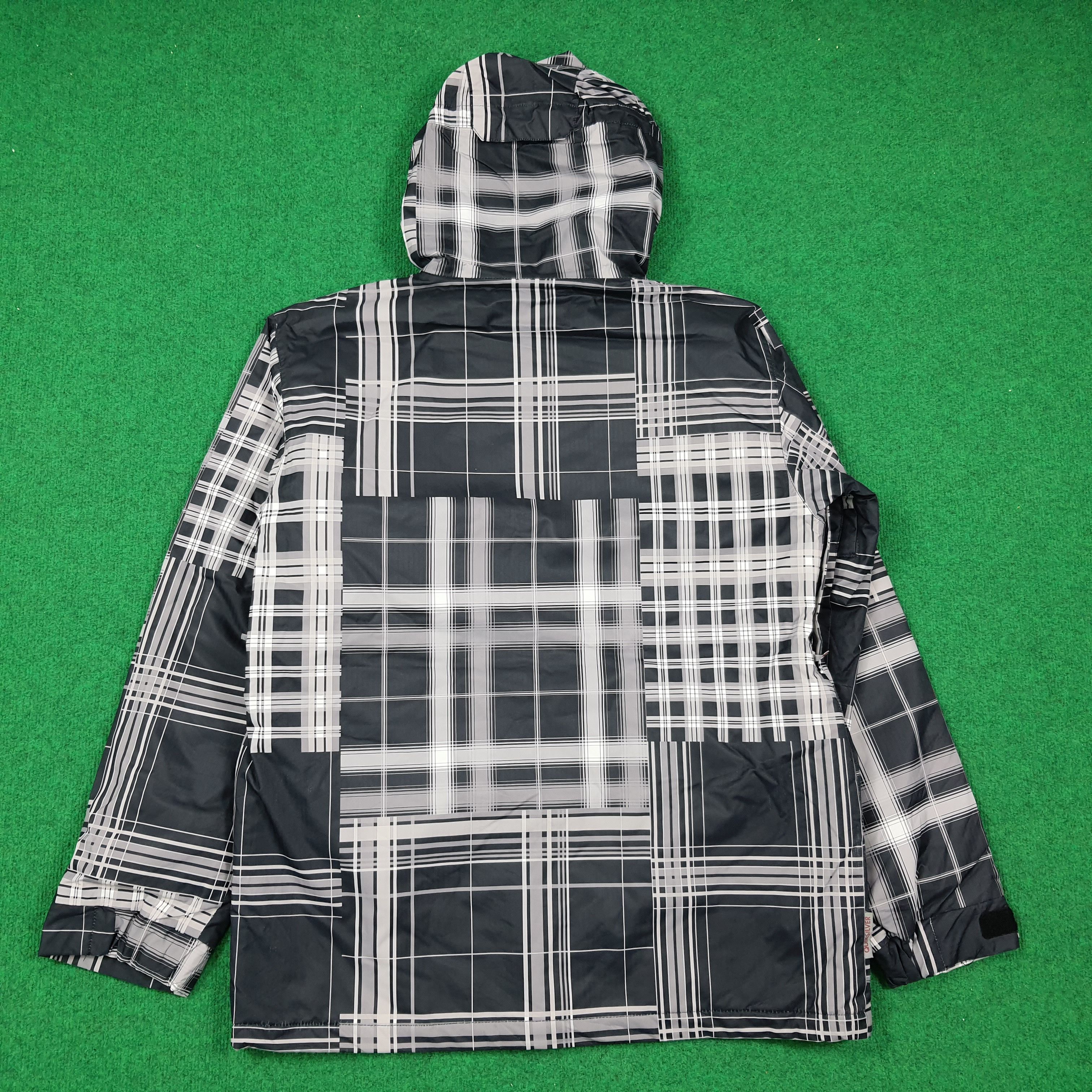 Quiksilver Vintage Quiksilver Snowboard Winter Technical Jacket C279N18 Size US L / EU 52-54 / 3 - 5 Thumbnail