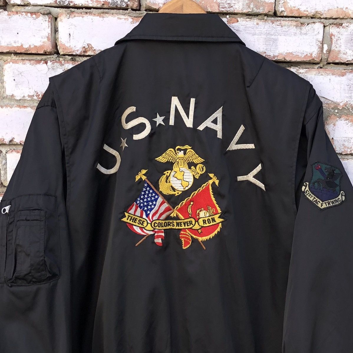 Vintage Vintage Us Navy Embroidery Big Logo Ma-1 Bomber Jacket Size US L / EU 52-54 / 3 - 2 Thumbnail