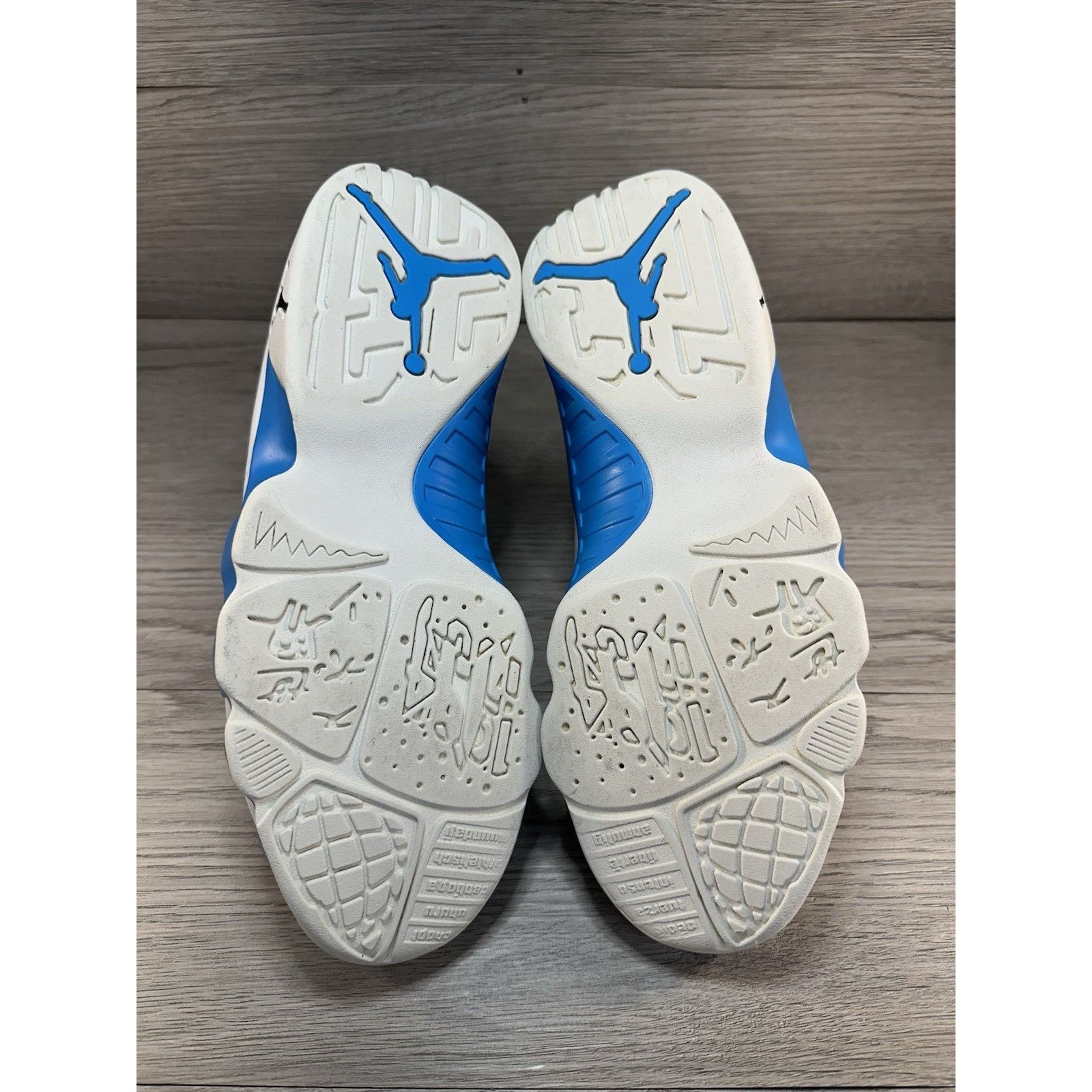Jordan Brand Air Jordan 9 Retro Powder Blue 2024 - Size 9.5 Size US 9.5 / EU 42-43 - 6 Thumbnail