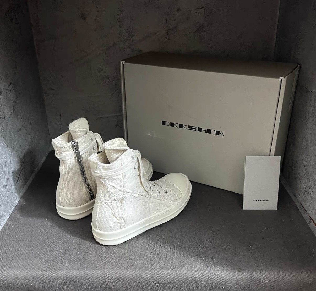 Rick Owens Rick Owens DRKSHDW Canvas Pentagram Panel Sneakers Size US 5 / IT 35 - 4 Thumbnail
