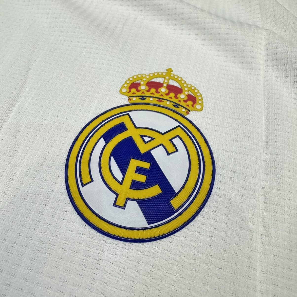 Adidas Real madrid 19/20 player issue home shirt #10 Modric (bnwt) Size US XL / EU 56 / 4 - 5 Thumbnail