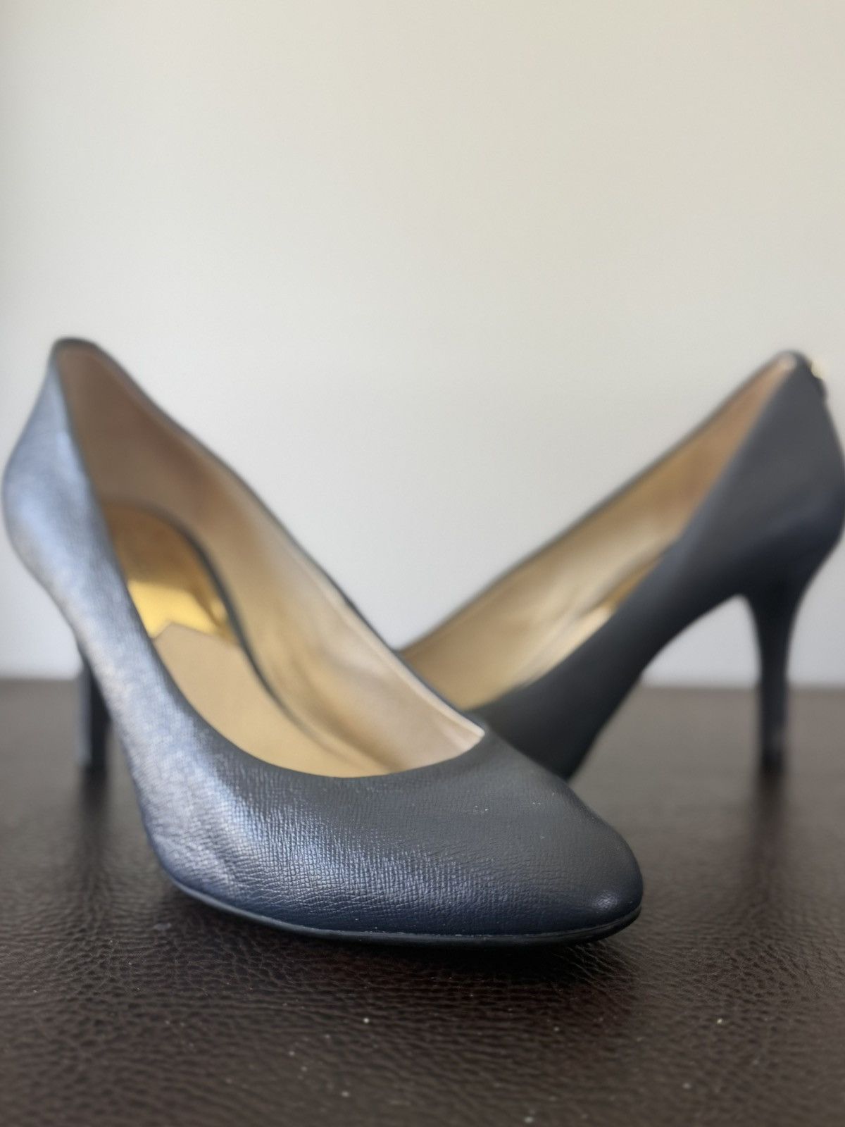 Michael Kors Michael Kors Navy Heels Size US 8.5 / IT 38.5 - 1 Thumbnail