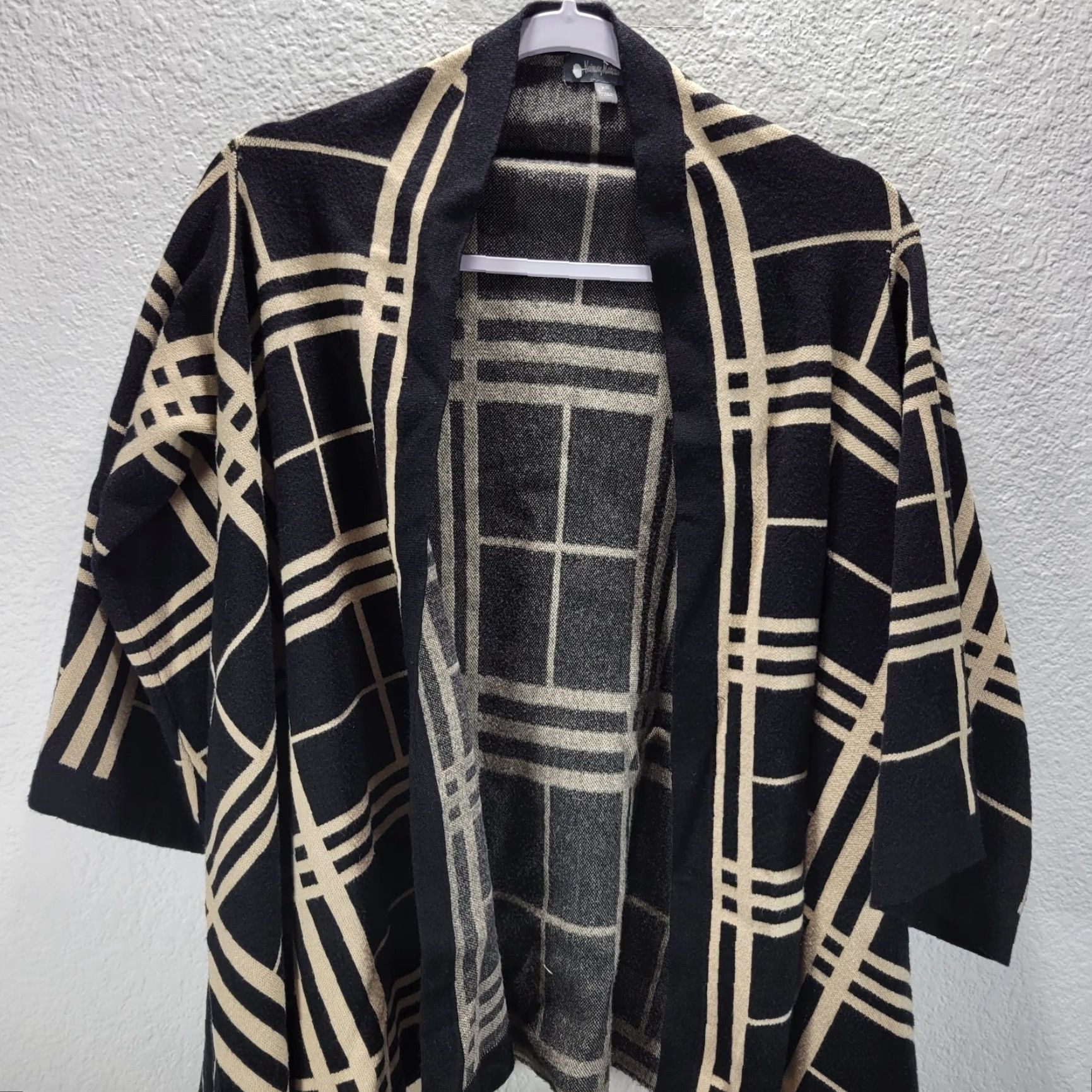 Neiman Marcus Neiman Marcus Cardigan Open Front Plaid 3/4 Sleeve XS Womens Black Beige IDK Size XS / US 0-2 / IT 36-38 - 4 Thumbnail