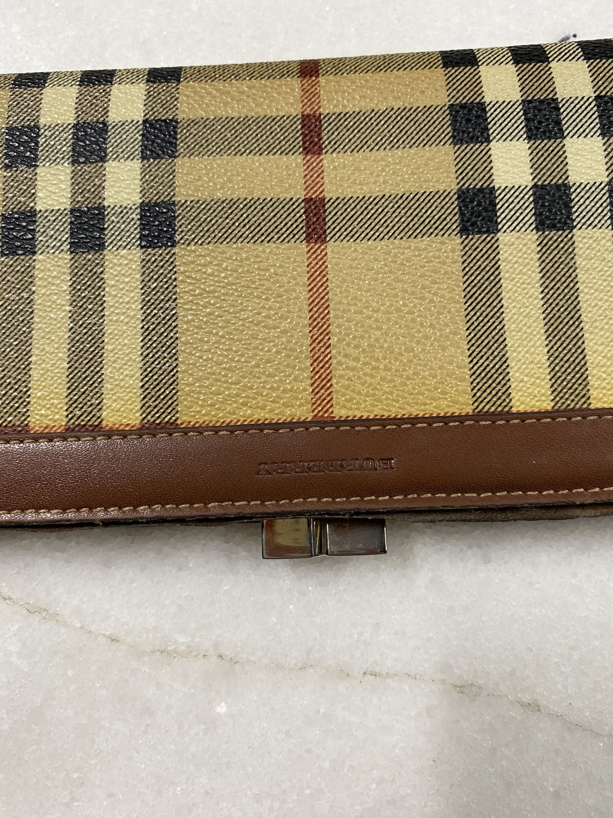 Burberry Burberry Womens Long Plaid Wallet Preowned Size ONE SIZE - 4 Thumbnail