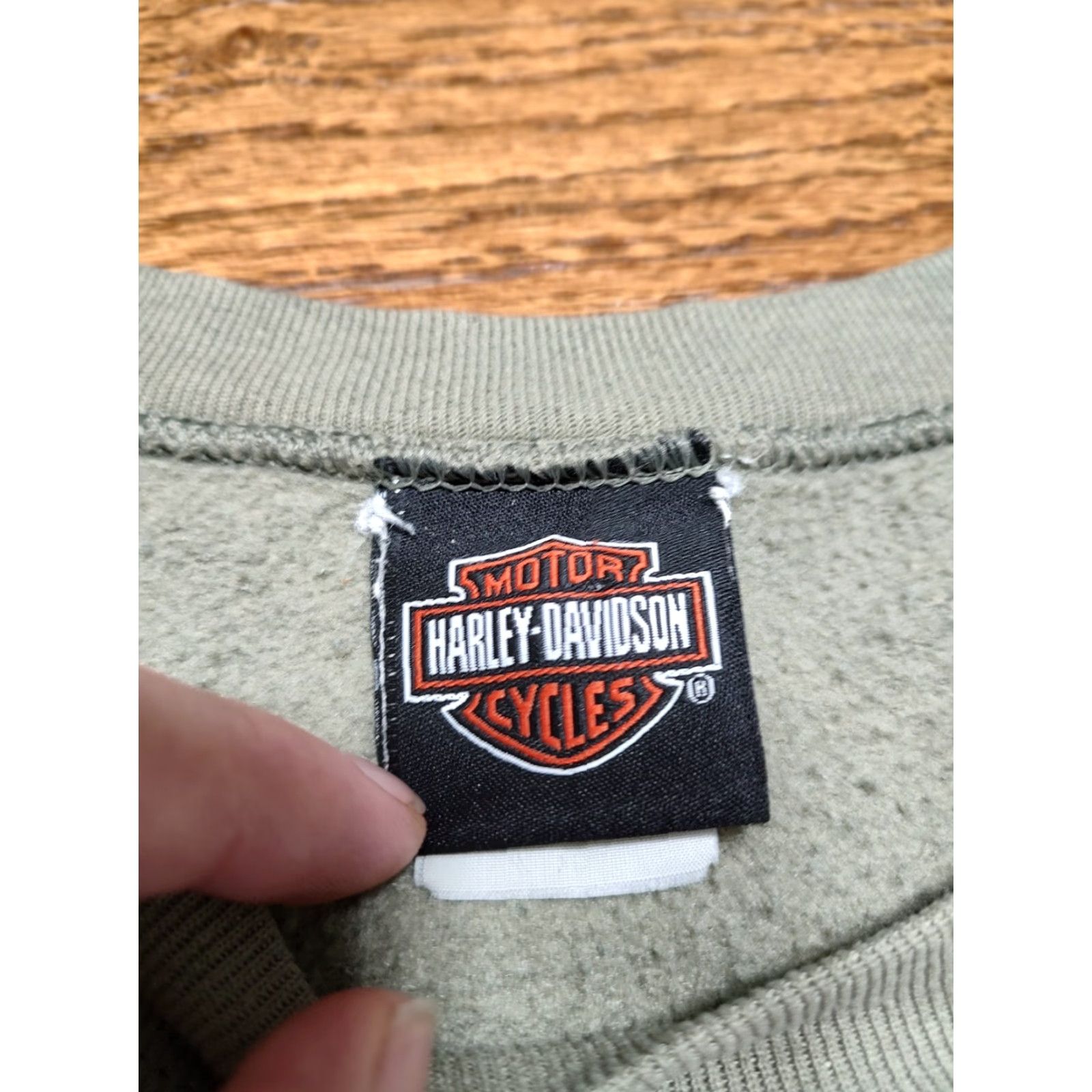 Harley Davidson VINTAGE Harley-Davidson Sweatshirt XL Tan Harley-Davidson Logo Pig Hog Graphic Mens Pullover Crew Neck Long Sleeve Tan / Gold? Size US XL / EU 56 / 4 - 5 Thumbnail