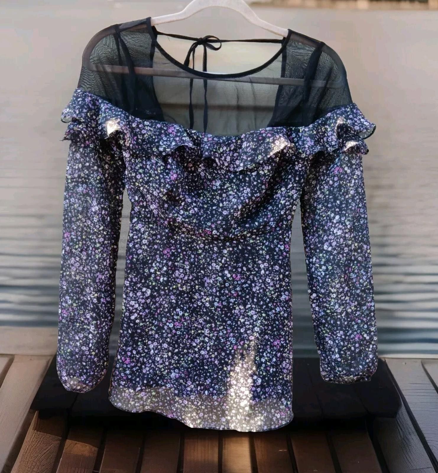 Free People Free People Black Purple Floral Smocked Ruffle Sheer Tie Nec Size XS / US 0-2 / IT 36-38 - 1 Thumbnail