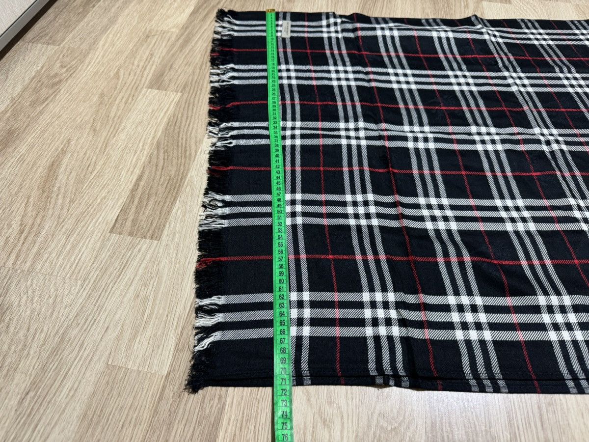 Burberry Burberry light scarf shawl Size ONE SIZE - 11 Thumbnail