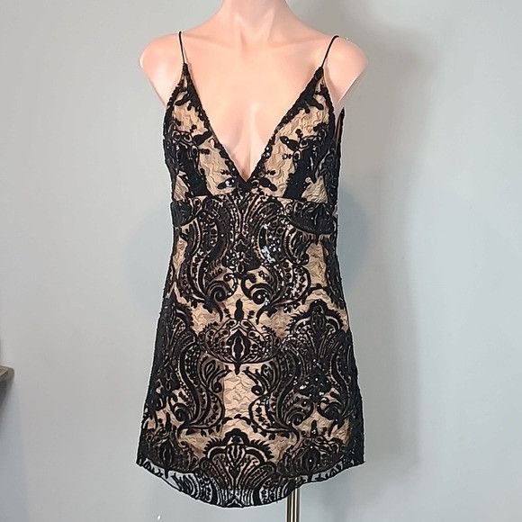 Free People Free People Night Shimmers Lace Sequined Babydoll Dress Size XS / US 0-2 / IT 36-38 - 1 Thumbnail