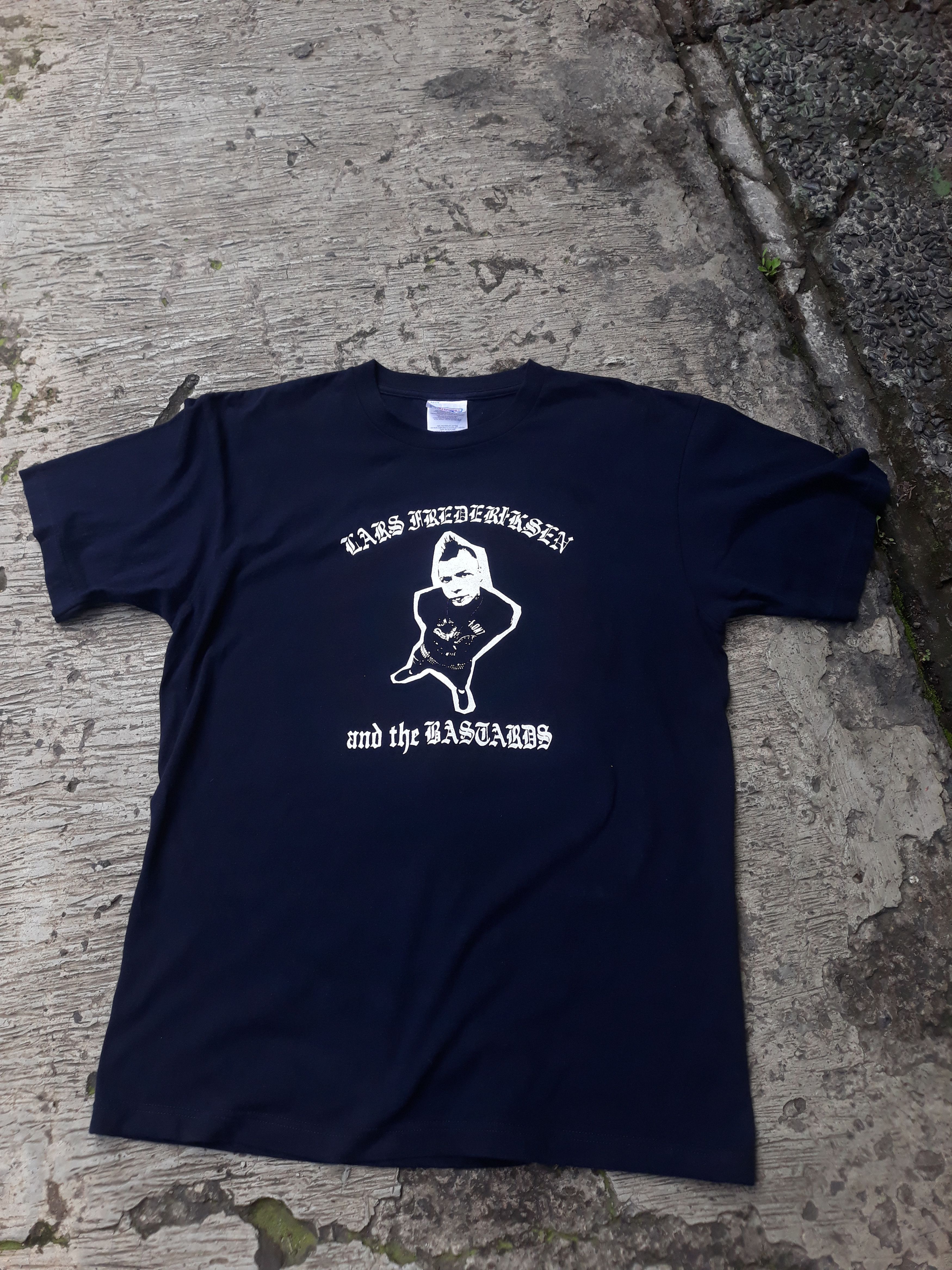 Hanes T-shirt Lars Frederiksen and the bastard Size US L / EU 52-54 / 3 - 1 Thumbnail
