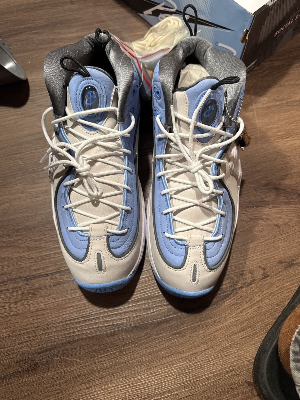 Nike × Social Status Nike Air Penny 2 Social Status Playground University Blue Size US 9.5 / EU 42-43 - 7 Thumbnail