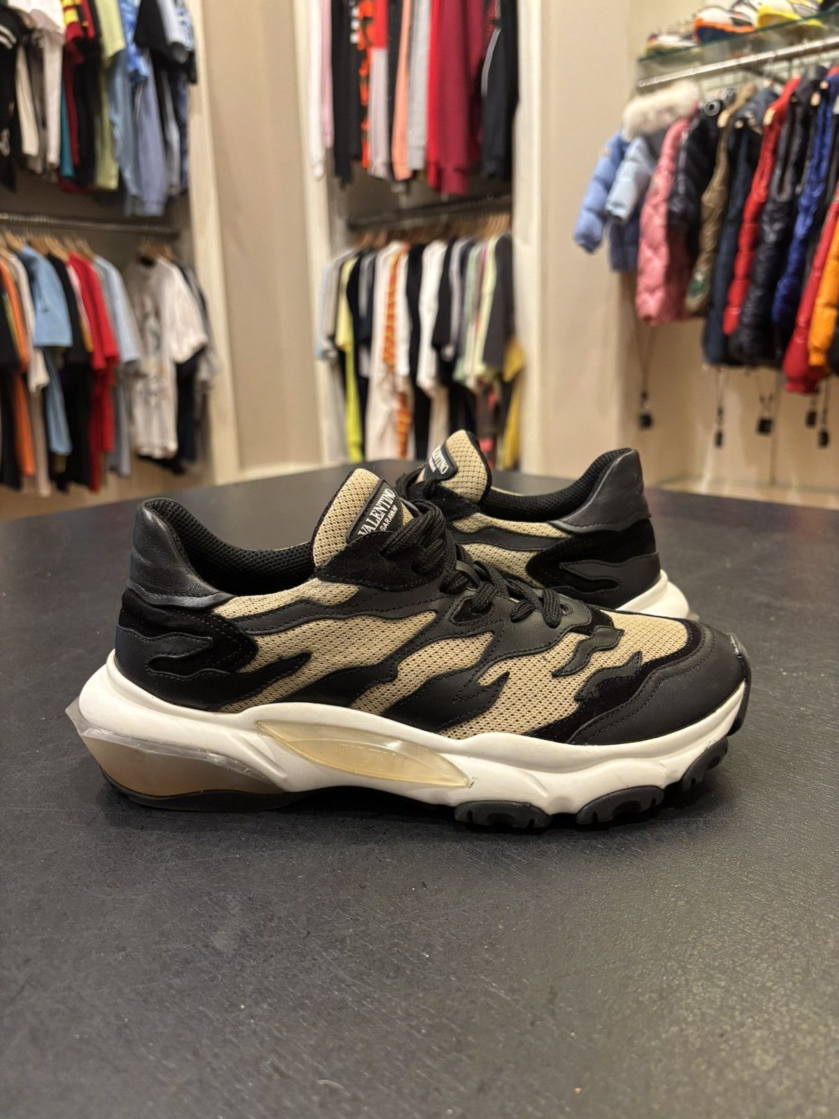 Valentino Valentino Low Top Sneakers Size US 5.5 / EU 38 - 1 Thumbnail