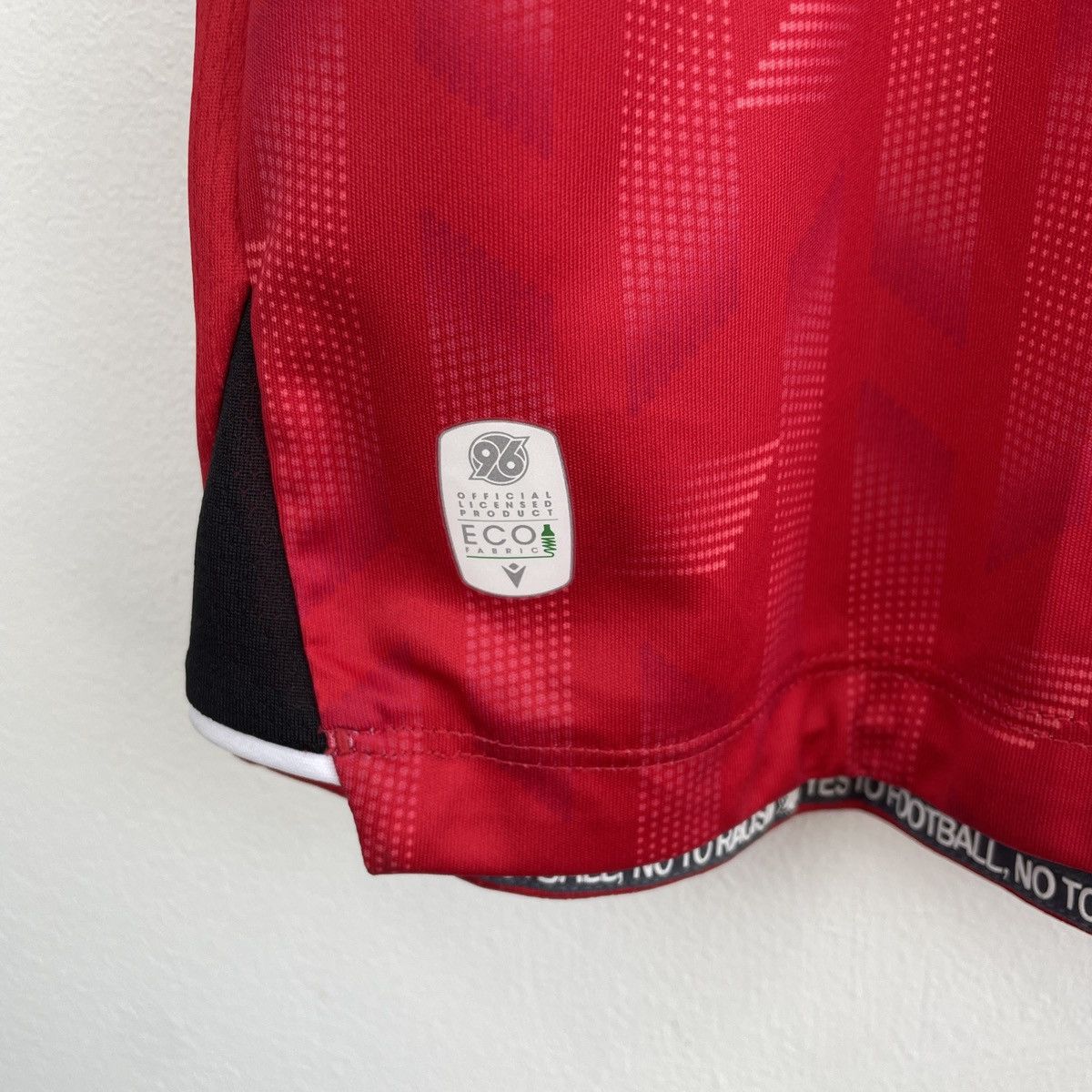 Macron Hannover 96 Home Jersey Shirt Men 2023/2024 size 3XL Size US XXL / EU 58 / 5 - 7 Thumbnail
