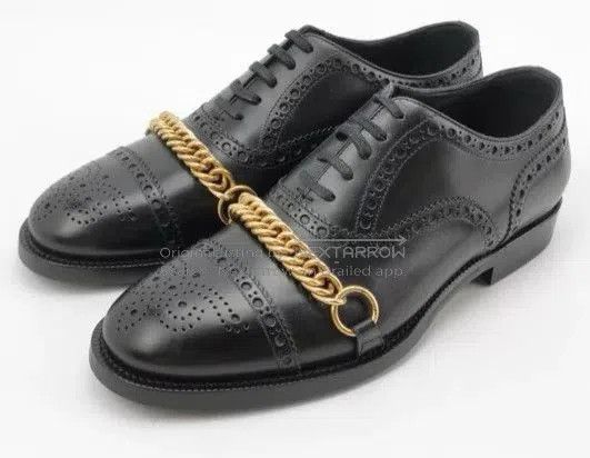 Burberry Burberry Men's Black Brogue Leather Shoes. Size US 7 / EU 40 - 1 Thumbnail