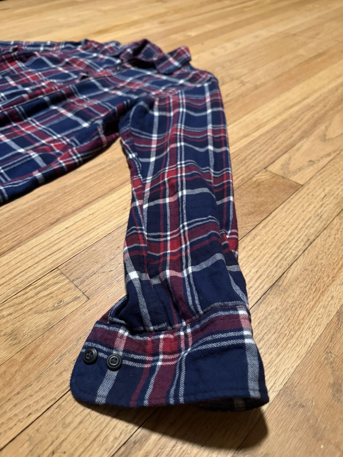 Japanese Brand × Uniqlo Uniqlo Flannel Button Up Shirt Red Blue White Striped Size US S / EU 44-46 / 1 - 4 Thumbnail