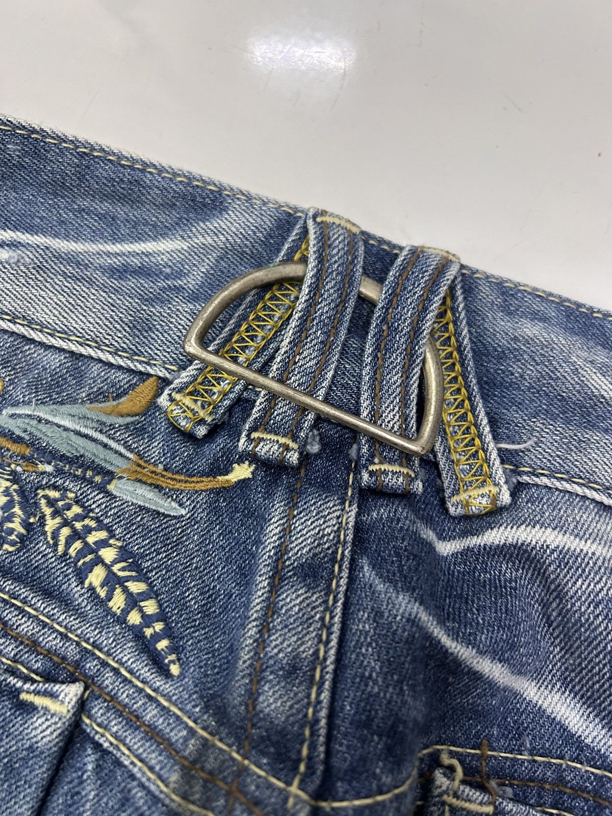 Japanese Brand × Vintage Red Pepper Y2K Wide-Leg Flare Distressed Jeans Embroidered Size US 30 / EU 46 - 9 Thumbnail