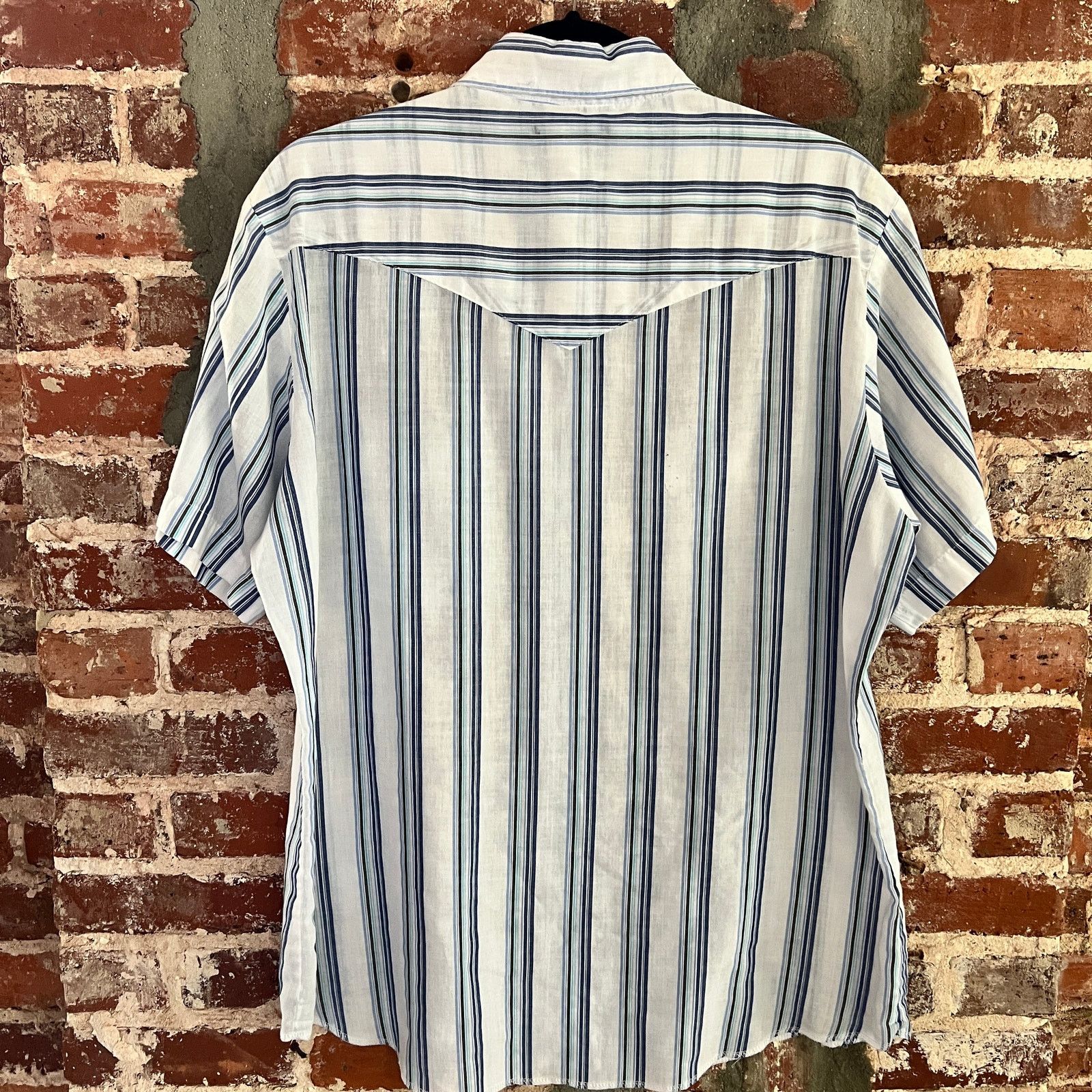 Wrangler VTG Wrangler Men's SS Western Pearl Snap Shirt L 23x29 Size US L / EU 52-54 / 3 - 4 Thumbnail