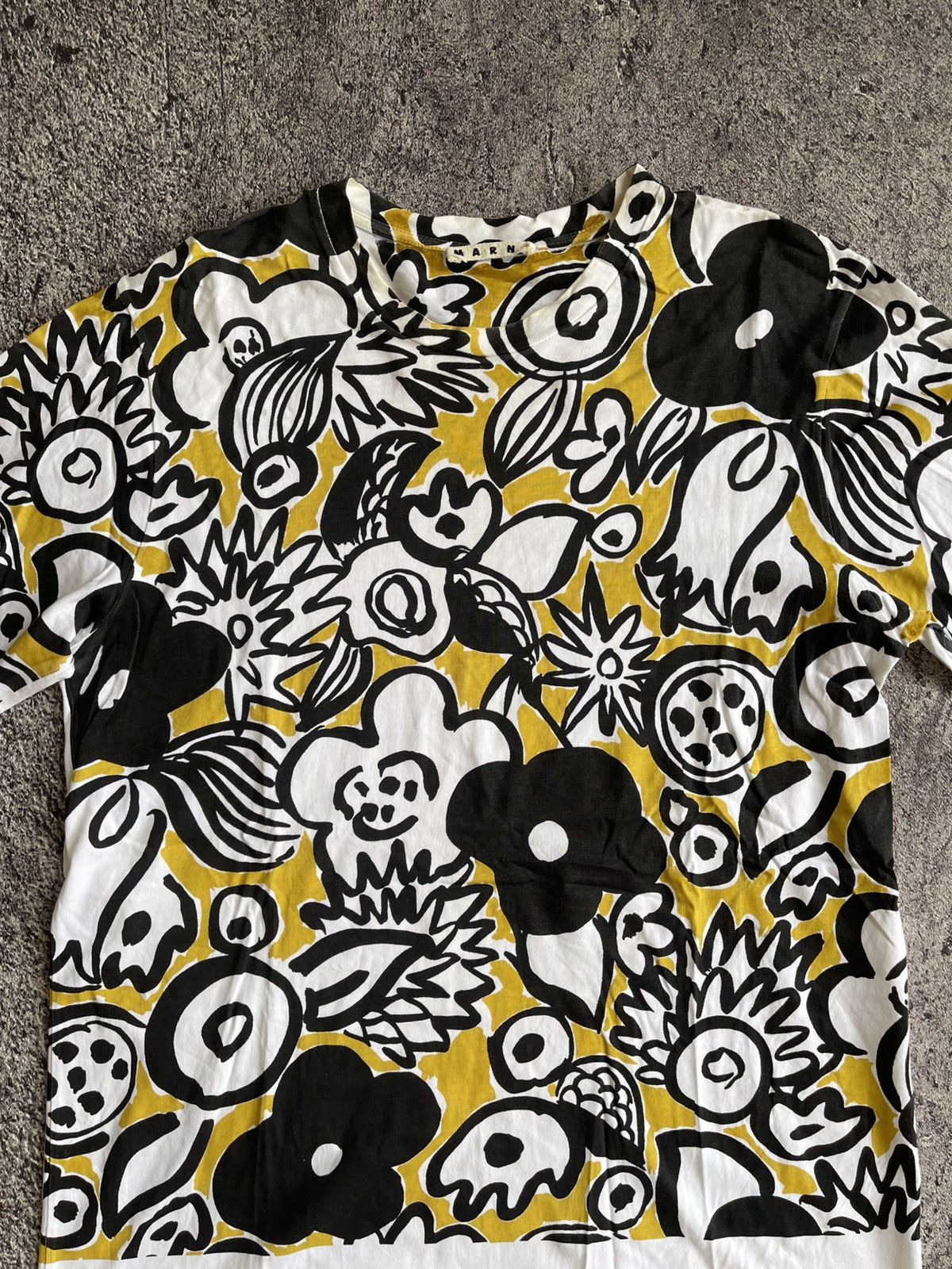 Japanese Brand Marni flower tshirt Size US M / EU 48-50 / 2 - 6 Thumbnail