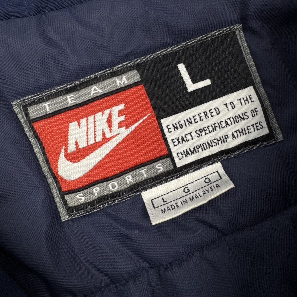 Nike × Vintage Vintage Nike Michigan Wolverines 90s Padded Jacket Size US L / EU 52-54 / 3 - 9 Thumbnail