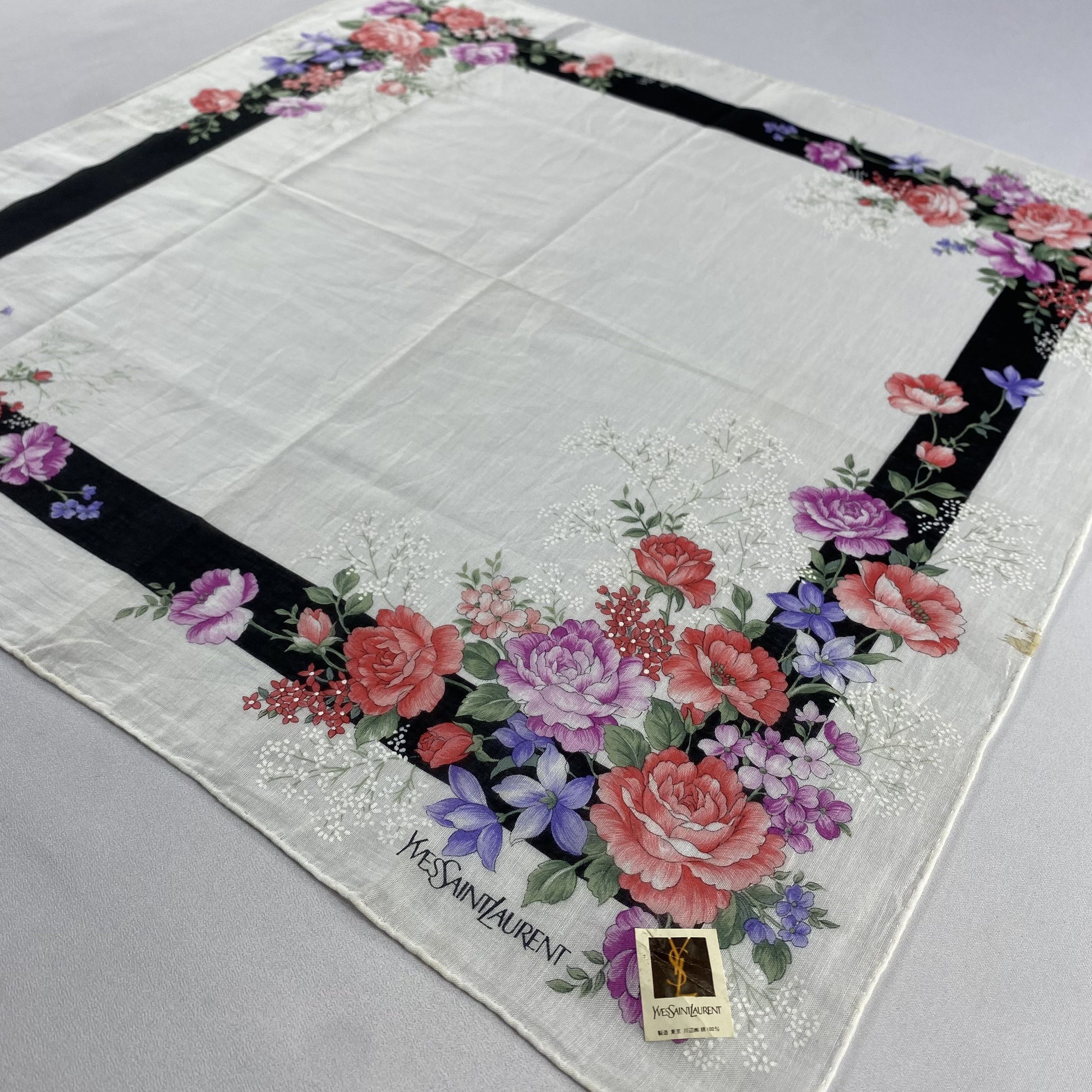 Vintage Yves Saint Laurent Bandana/ Handkerchief / Neckerchief-P1789 Size ONE SIZE - 2 Thumbnail