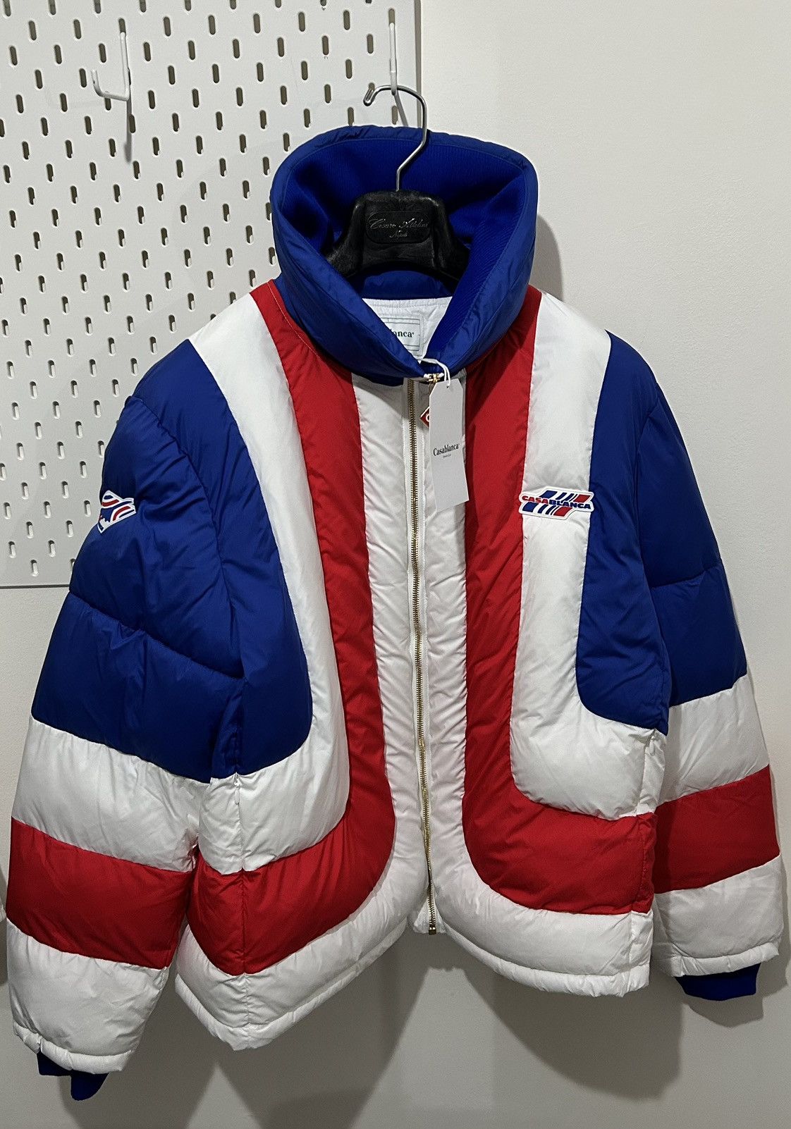 Casablanca Casablanca colour-block puffer jacket Men’s Size Medium Size US M / EU 48-50 / 2 - 1 Thumbnail