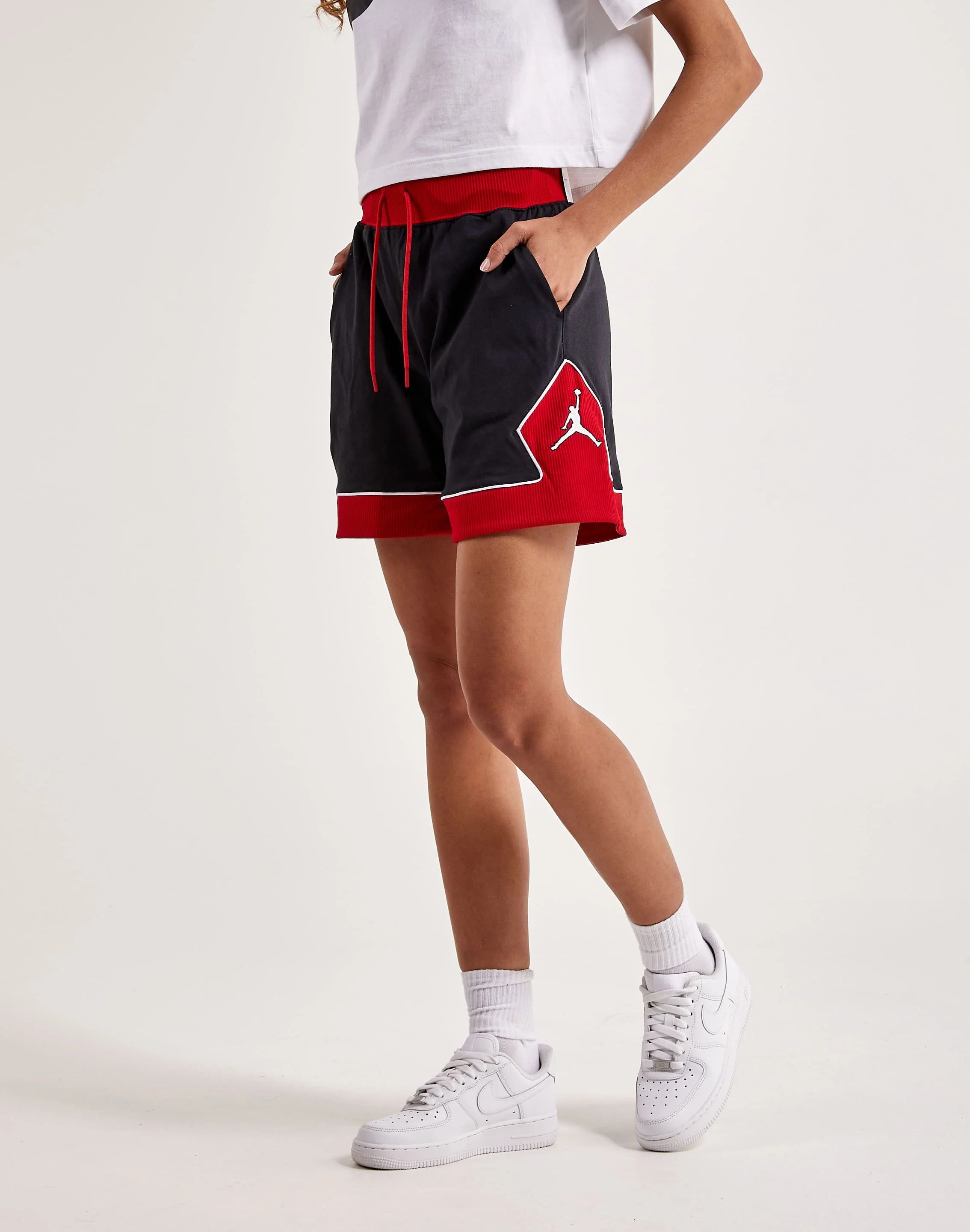 Jordan Brand JORDAN WOMENS DIAMOND SHORTS DZ3352-010 SIZE L Size 32" / US 10 / IT 46 - 1 Thumbnail