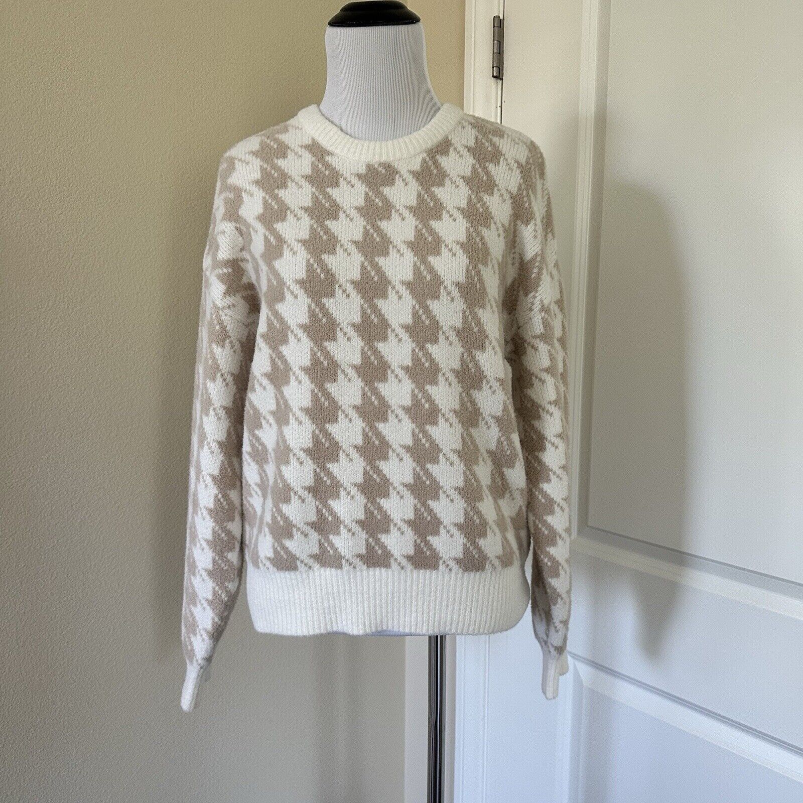 Z Supply Z Supply Houndstooth Women Crew Sweater Sandstone XS NWT Size XS / US 0-2 / IT 36-38 - 1 Thumbnail
