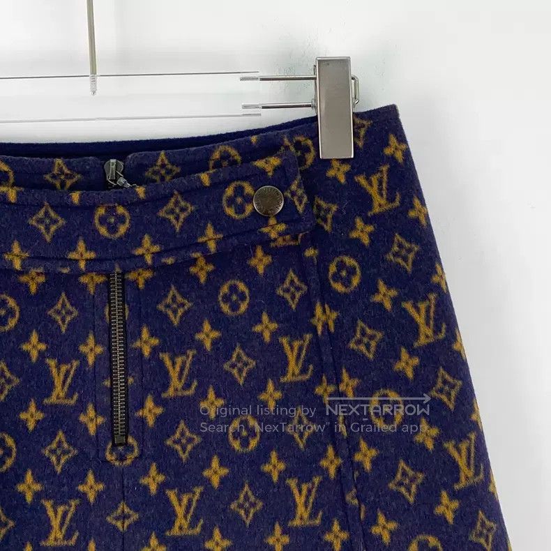 Louis Vuitton Louis Vuitton Dark blue logo presbyopic full print sheep w Size 37" - 3 Thumbnail
