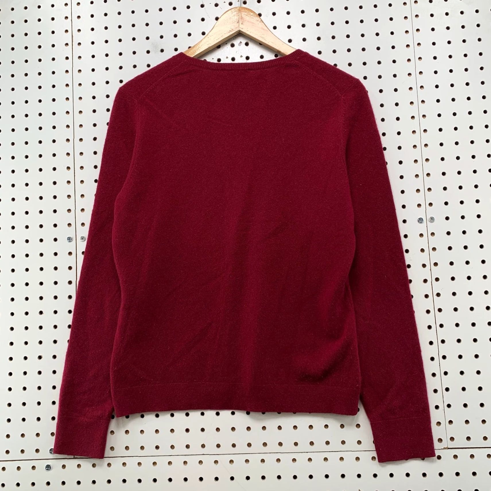 Ann Taylor Ann Taylor 100% Cashmere Sweater Womens M Red V-Neck Pullover Soft Cozy Work Size M / US 6-8 / IT 42-44 - 2 Thumbnail