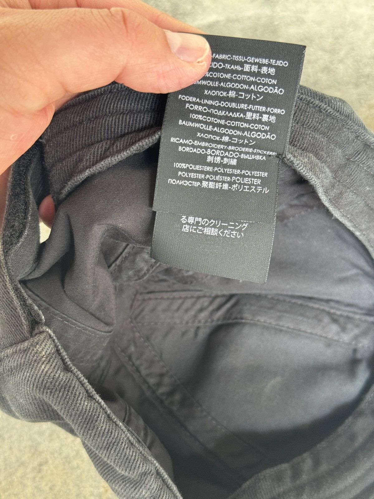 Balenciaga *RARE* BALENCIAGA 5:20 CAP HAT CHINA VALENTINE DAY DEMNA Size ONE SIZE - 8 Thumbnail