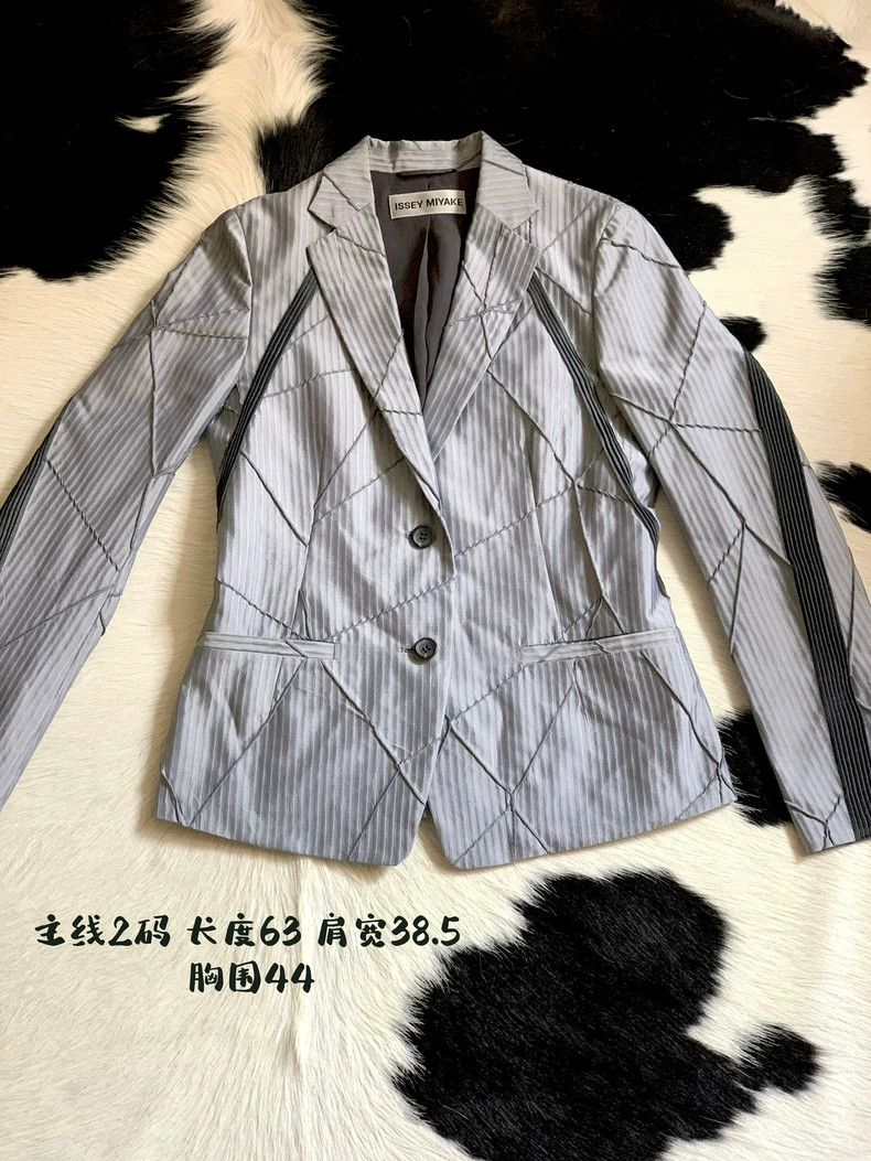 Issey Miyake Issey Miyake Silver suit jacket Size M / US 6-8 / IT 42-44 - 4 Thumbnail