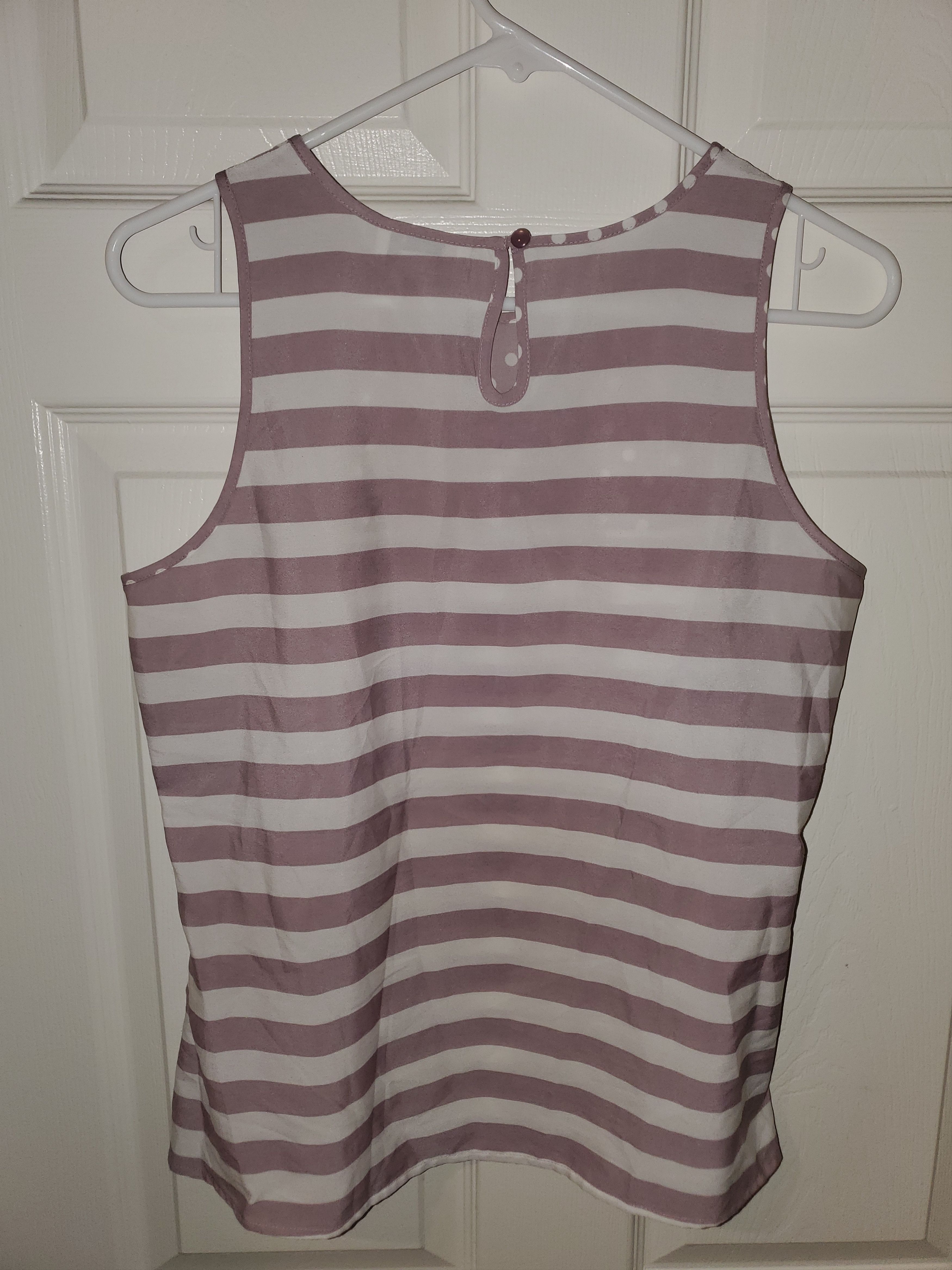 Ann Taylor Lavender & White Sleeveless Blouse (size MP) Size M / US 6-8 / IT 42-44 - 3 Thumbnail