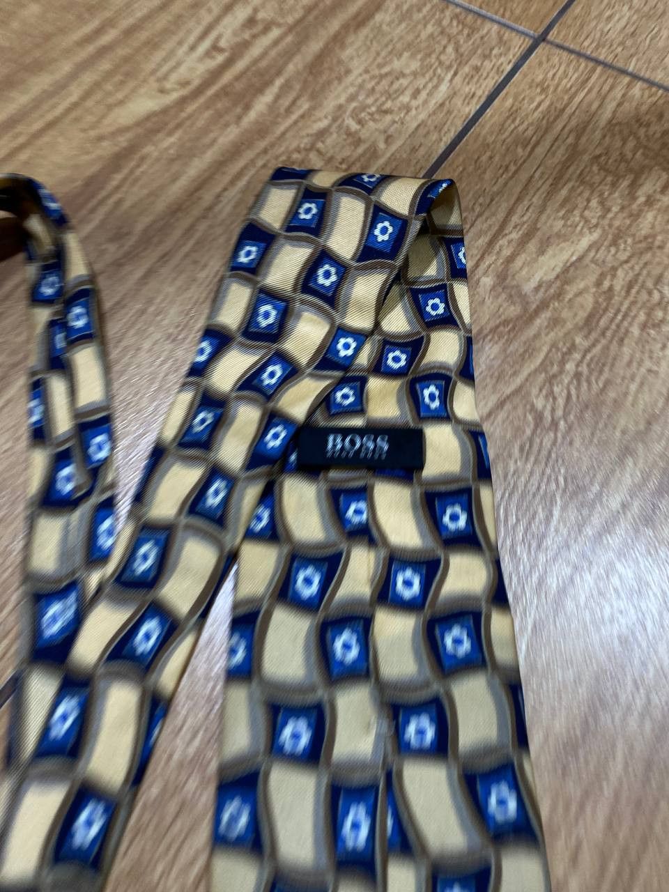 Hugo Boss Tie Vintage Hugo Boss One size luxury Y2K streetwear Size ONE SIZE - 2 Thumbnail