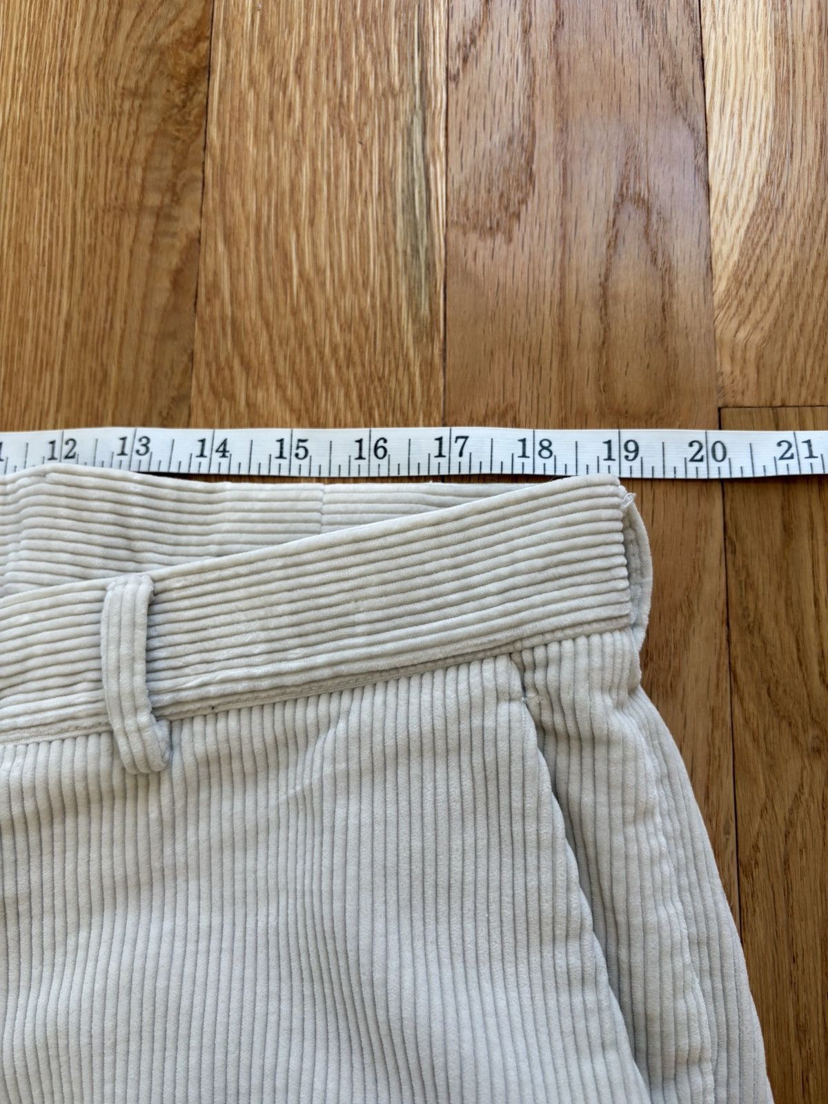 Gucci Gucci Off White Ivory Corduroy Pants Made in Italy 54 38x32 Size US 38 / EU 54 - 13 Thumbnail