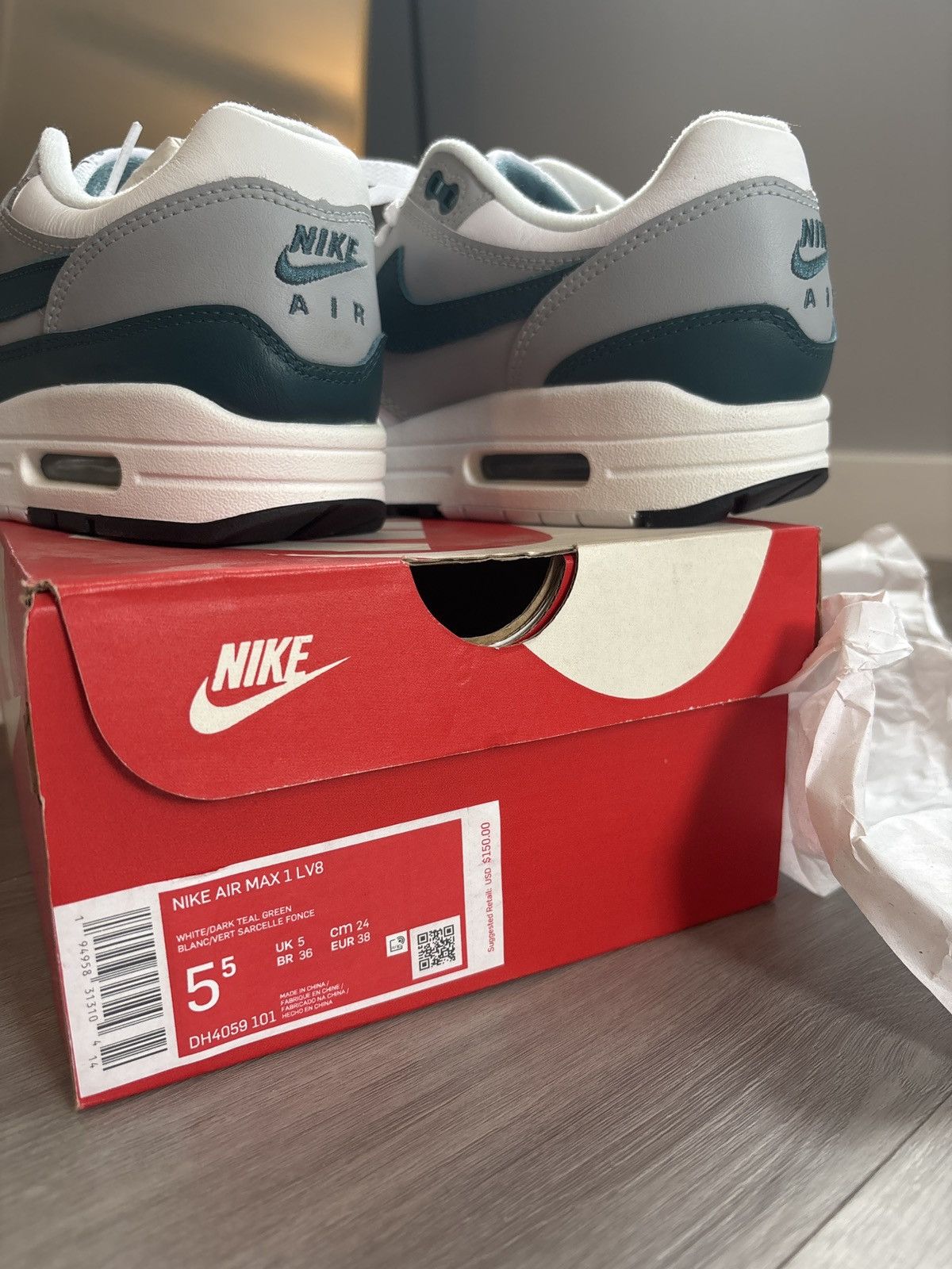 Nike Nike Air Max 1 LV8 Size US 5.5 / EU 38 - 2 Thumbnail