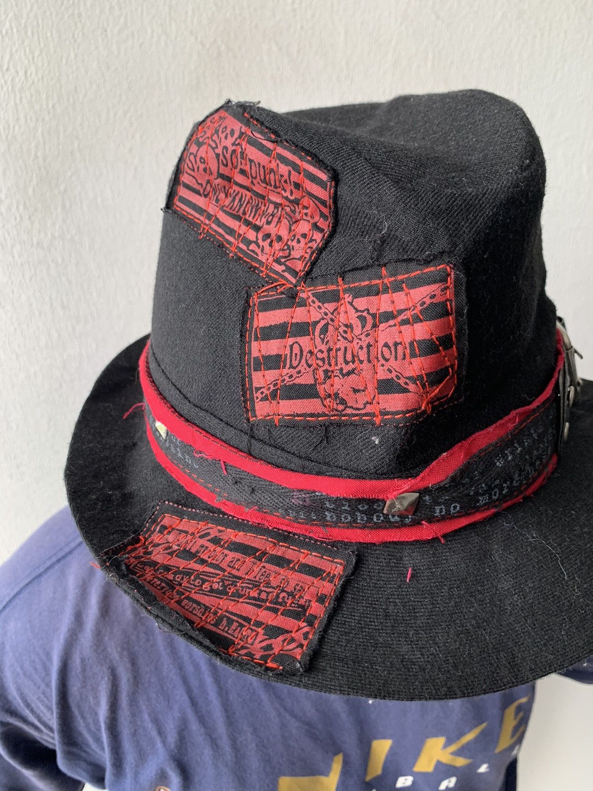 If Six Was Nine × Seditionaries Spit Anarchy Patch Studded Punk Hat Size ONE SIZE - 8 Thumbnail