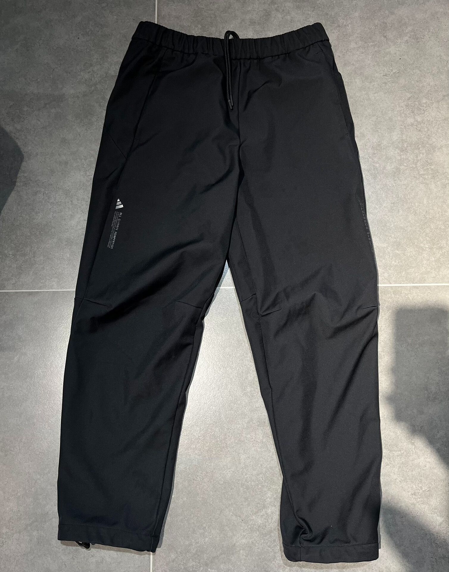 Adidas Adidas Black Sweatpants L Men Size US 34 / EU 50 - 1 Thumbnail