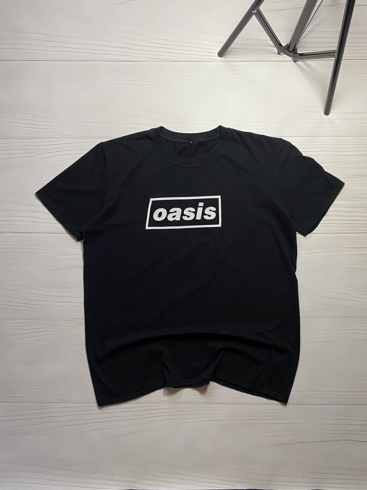 Band Tees Vintage Oasis Definitely Maybe Box Logo rock band t shirt Size US L / EU 52-54 / 3 - 1 Thumbnail