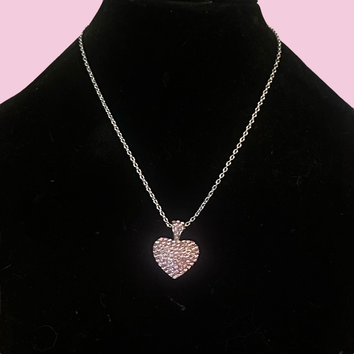 Other Silver tone pink pave heart pendant necklace Size ONE SIZE - 1 Thumbnail