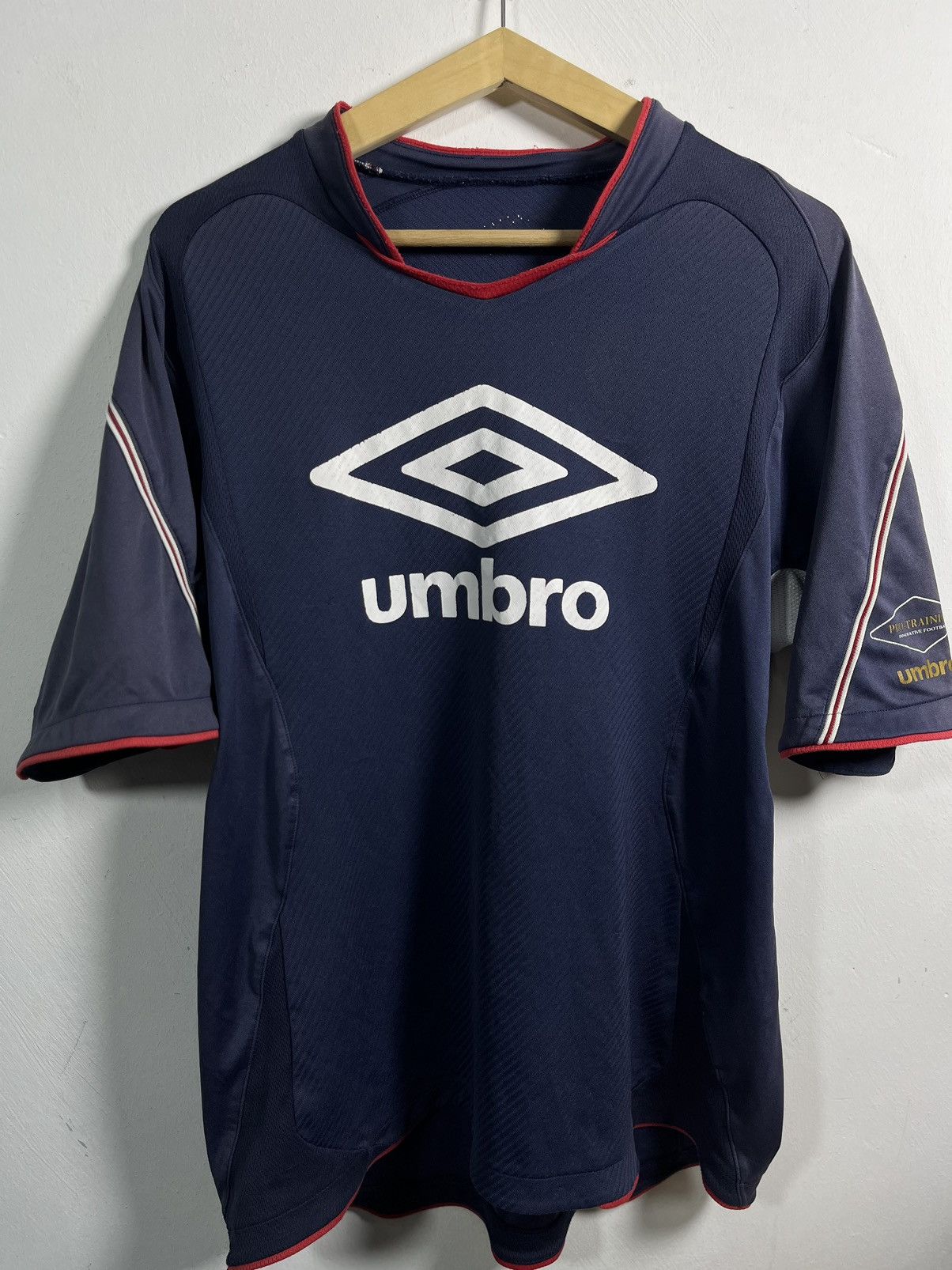 Umbro UMBRO JERSEY PRO TRAINING KITS Size US L / EU 52-54 / 3 - 1 Thumbnail