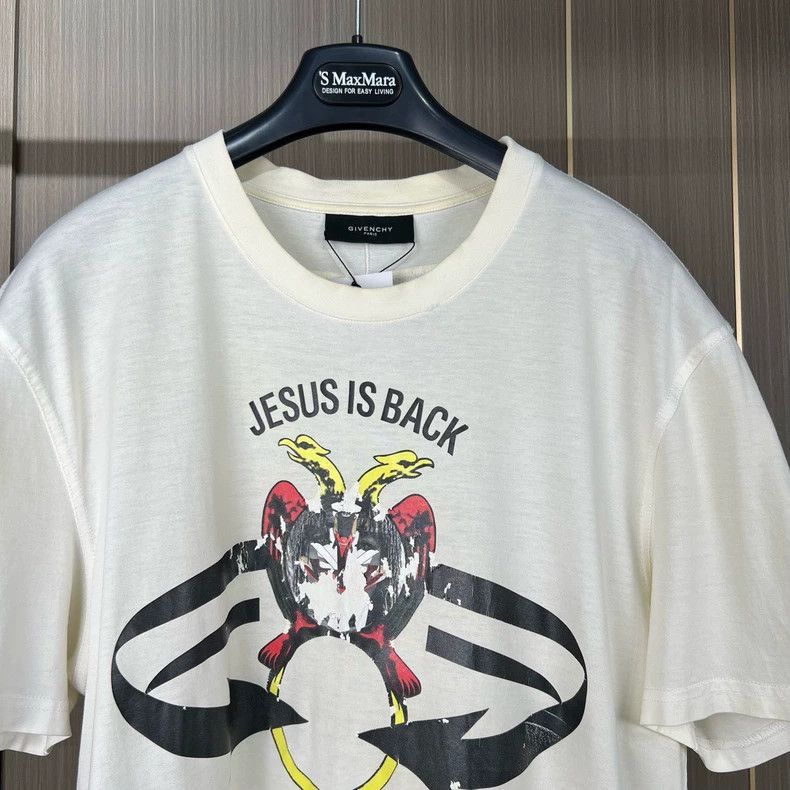 Givenchy Givenchy Givenchy Short Sleeve Graphic Tee Tshirt -2507 Size US XL / EU 56 / 4 - 3 Thumbnail