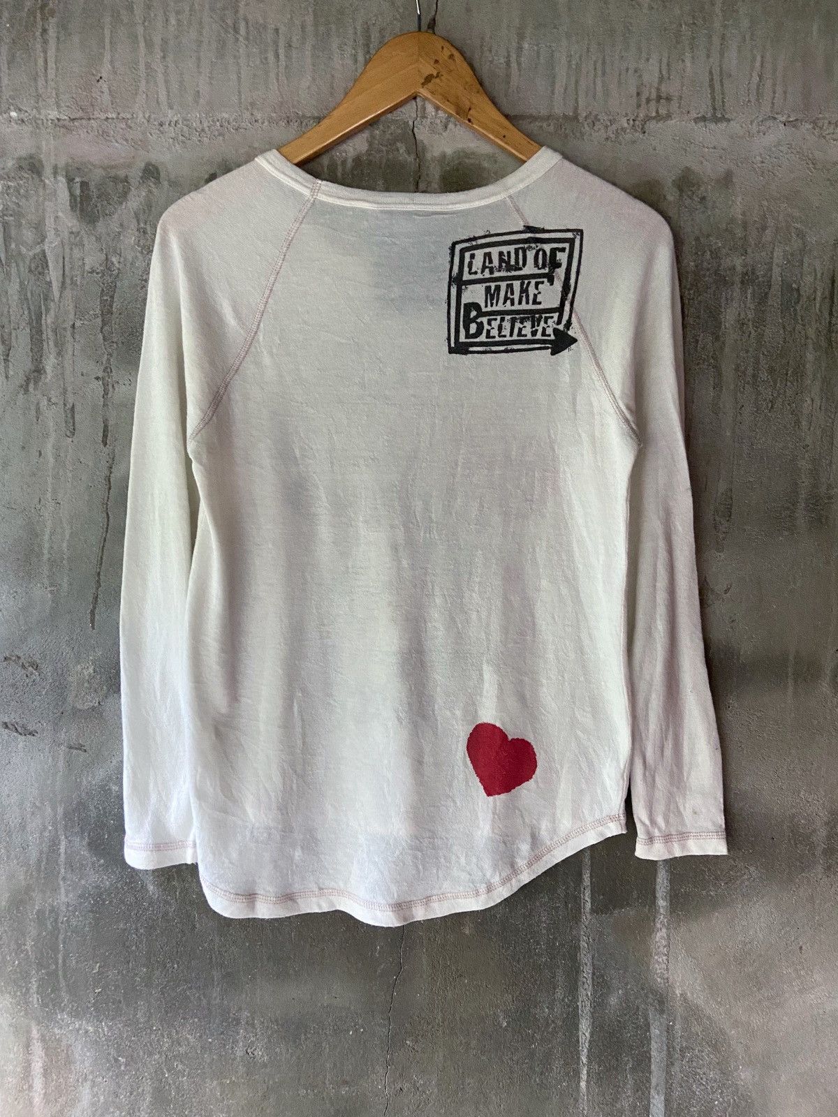 Hysteric Glamour YOU KNOW WHAT I LOVE? LAND OF MAKE BELIEVE LONG SLEEVE Size US S / EU 44-46 / 1 - 2 Thumbnail