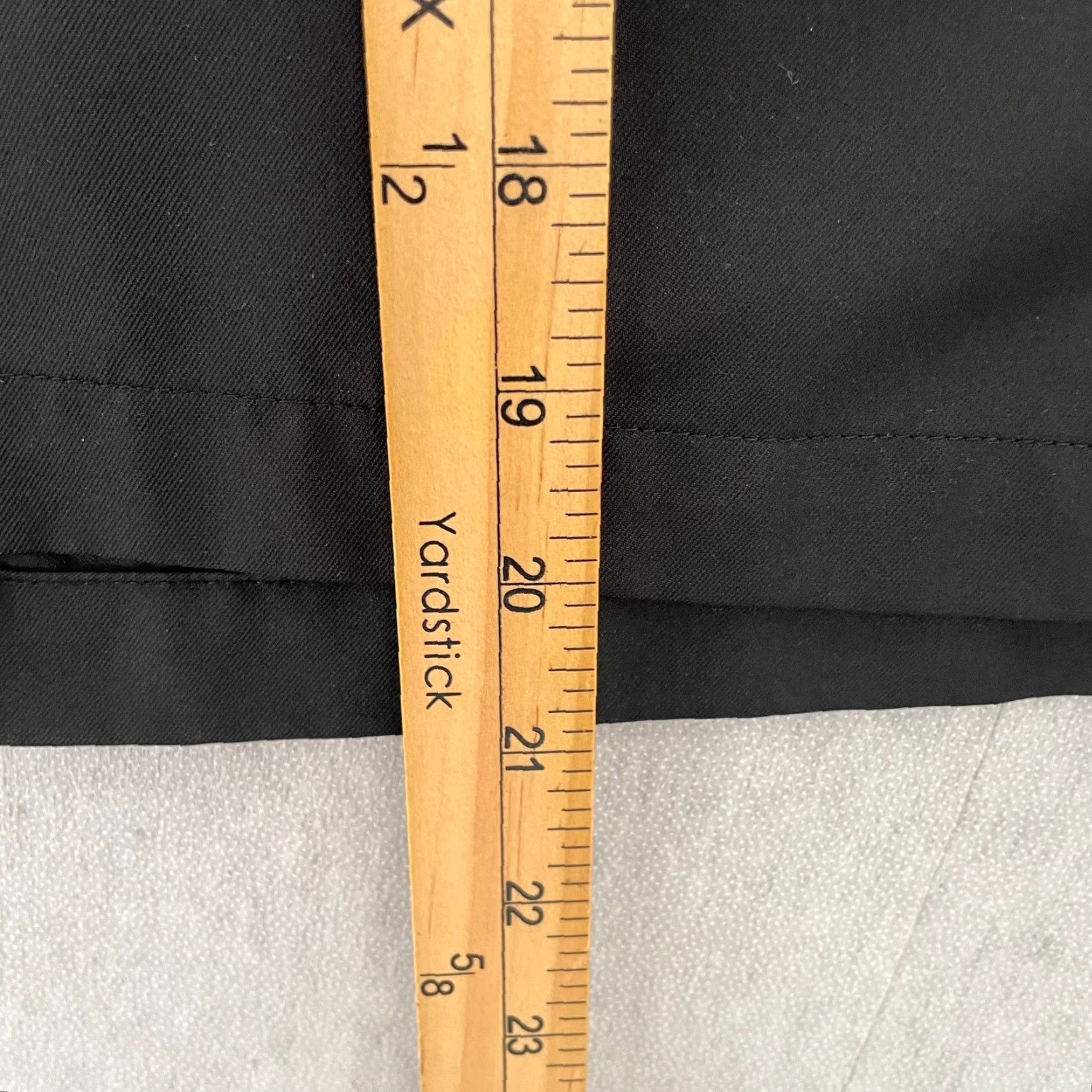 Peter Millar Peter Millar Crown Sport Chino Golf Adult Shorts 42 Black Pockets Button Zip Men Size US 42 / EU 58 - 7 Thumbnail