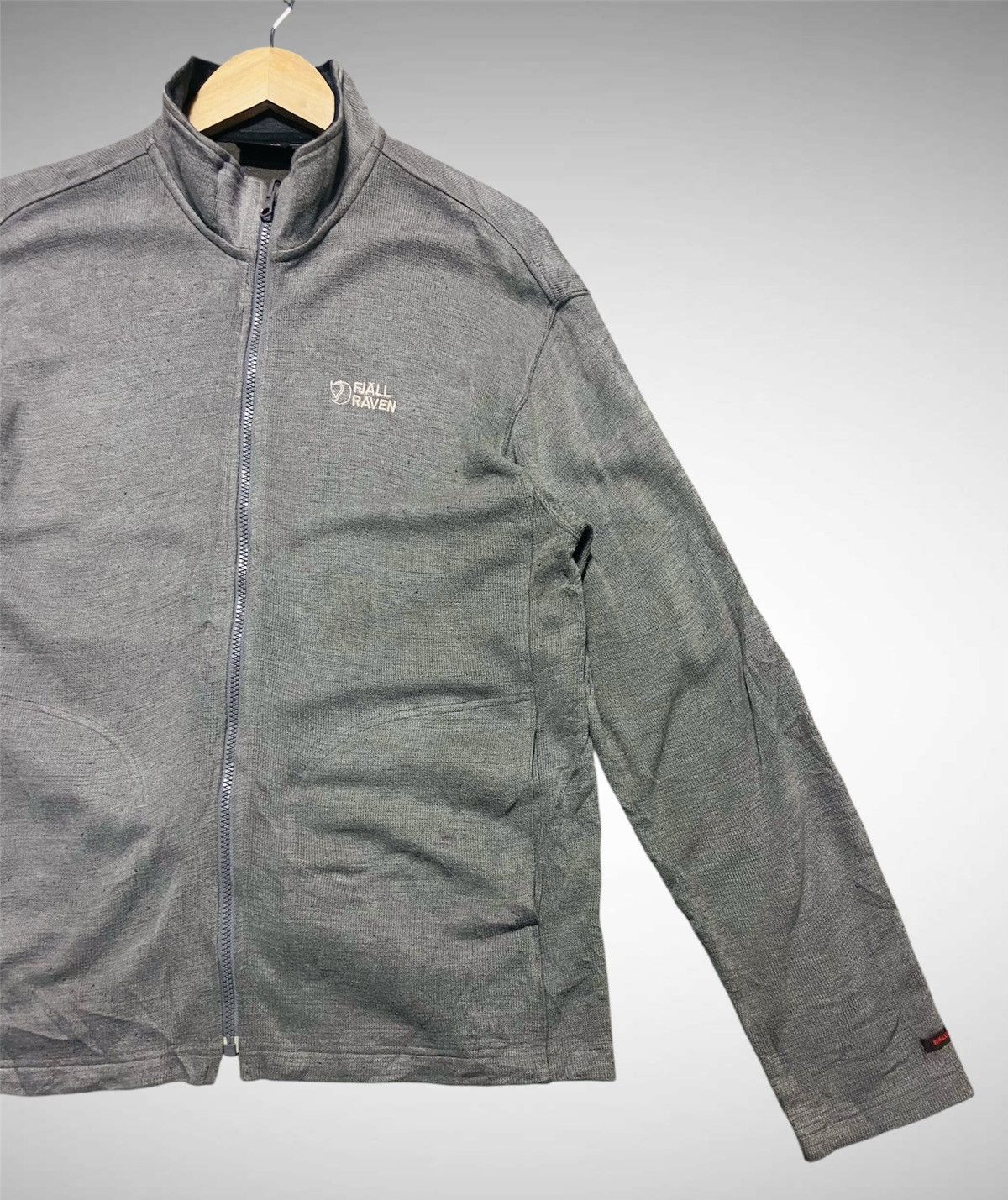 Fjallraven Vintage Fjallraven Zipper Sweatshirt Size US L / EU 52-54 / 3 - 5 Thumbnail