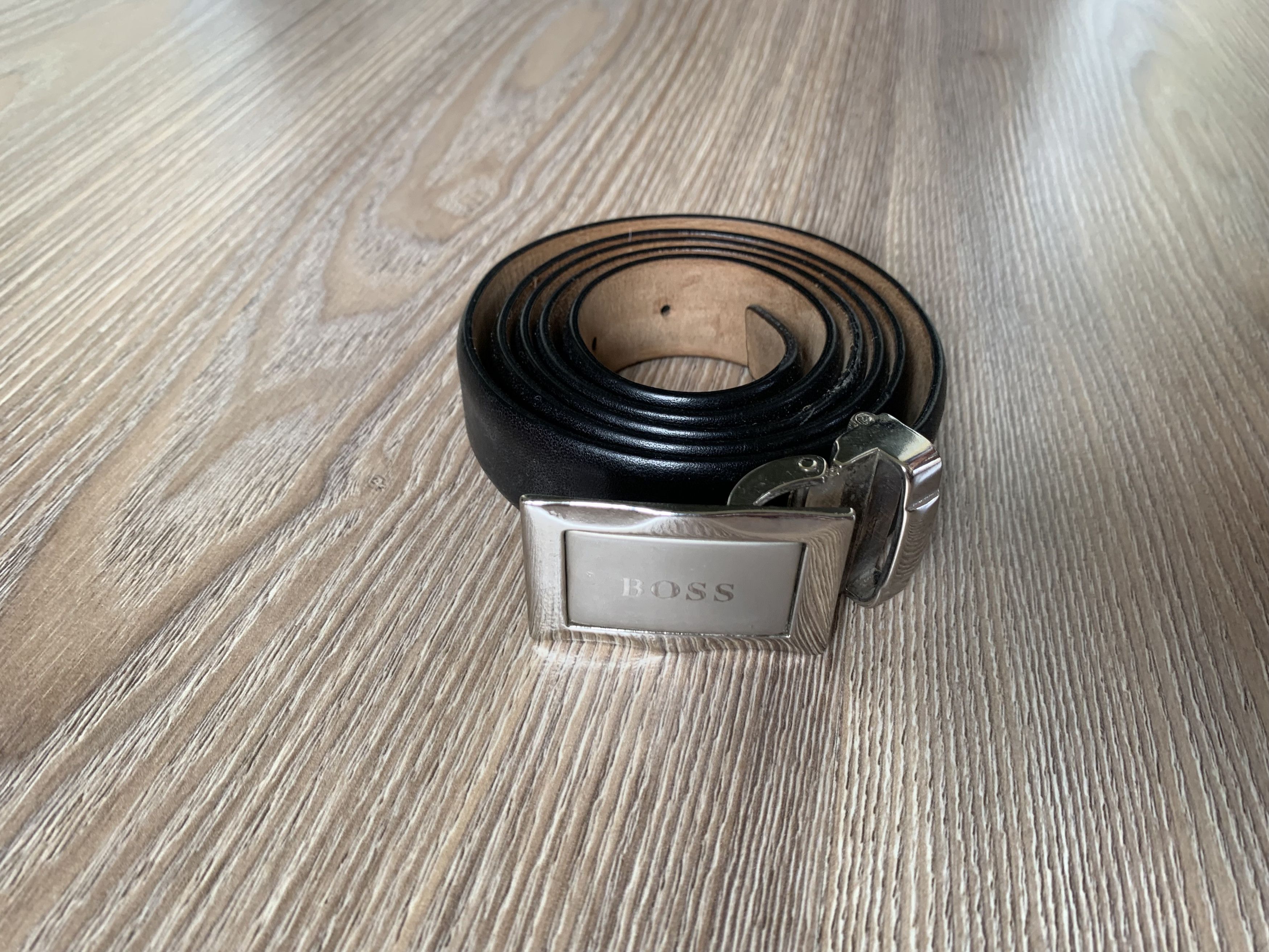 Hugo Boss × Vintage Hugo Boss Zanetti Black Classic Leather Belt Size ONE SIZE - 2 Thumbnail