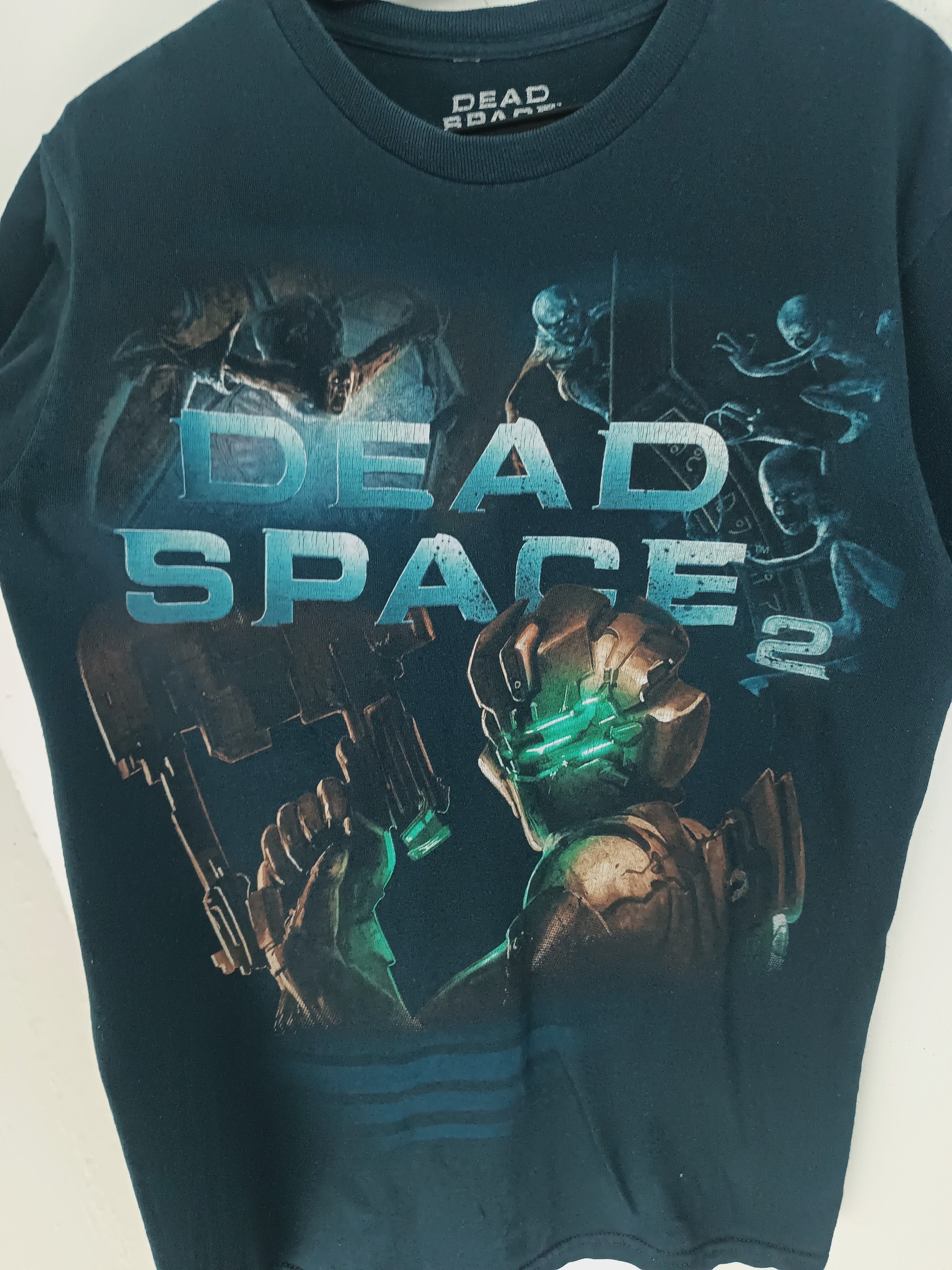 Microsoft VINTAGE 2011 DEAD SPACE GAME FADED TEE alien bioshock gta5 Size US S / EU 44-46 / 1 - 10 Thumbnail