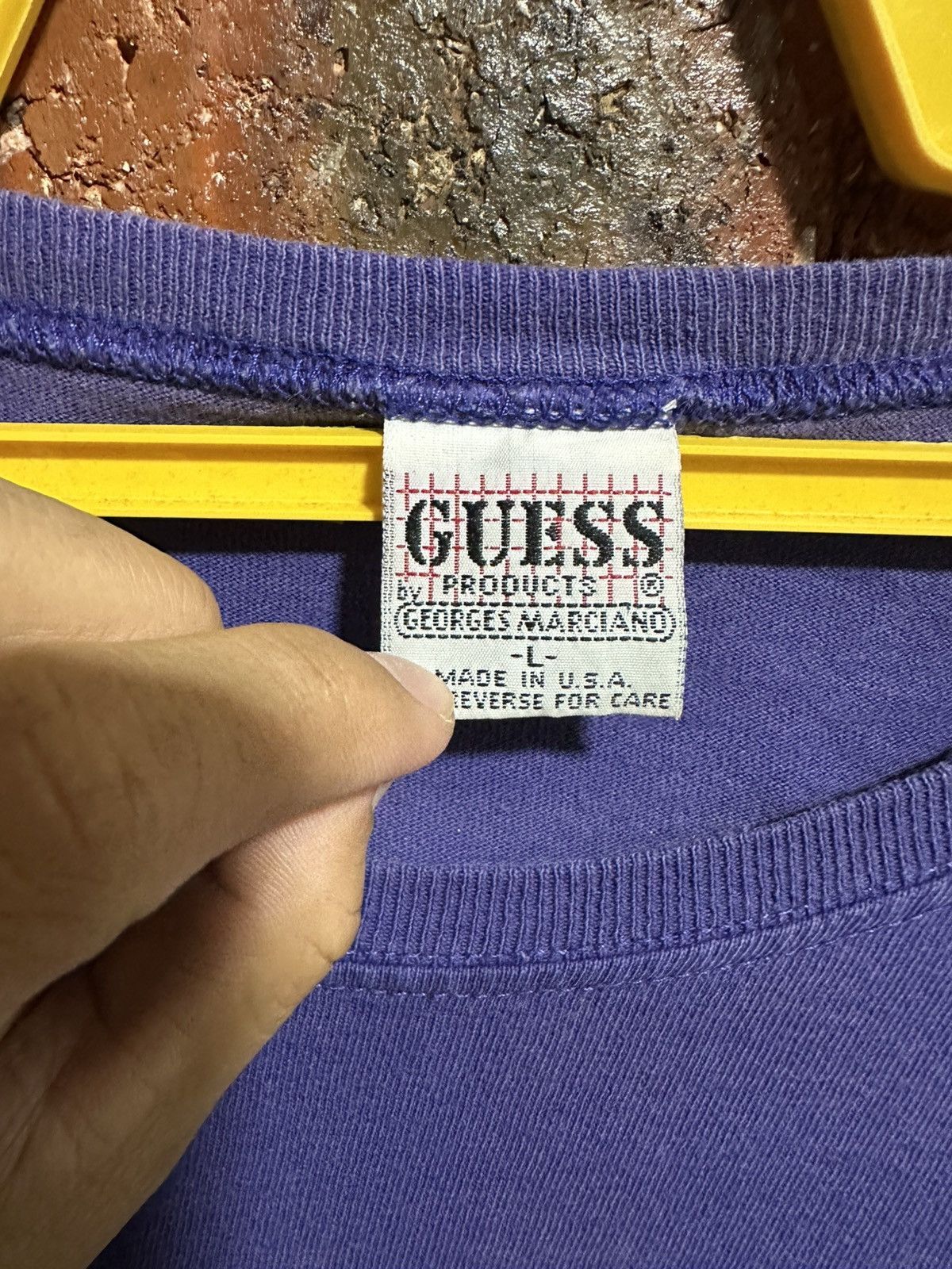 Guess × Vintage Vintage Guess Faded Tee Size US L / EU 52-54 / 3 - 6 Thumbnail