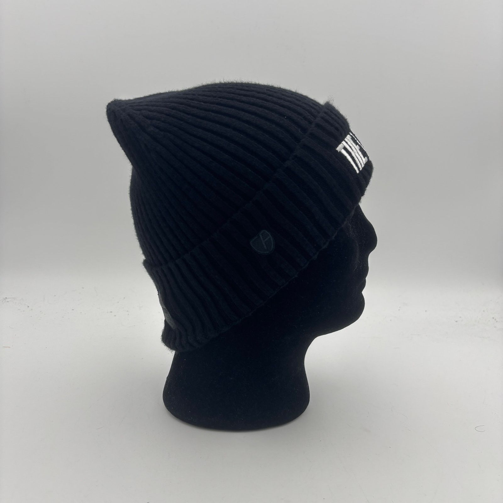 Warner Bros The Last of Us WB100 HBO Exclusive Promo Beanie Pedro Pascal Size ONE SIZE - 2 Thumbnail