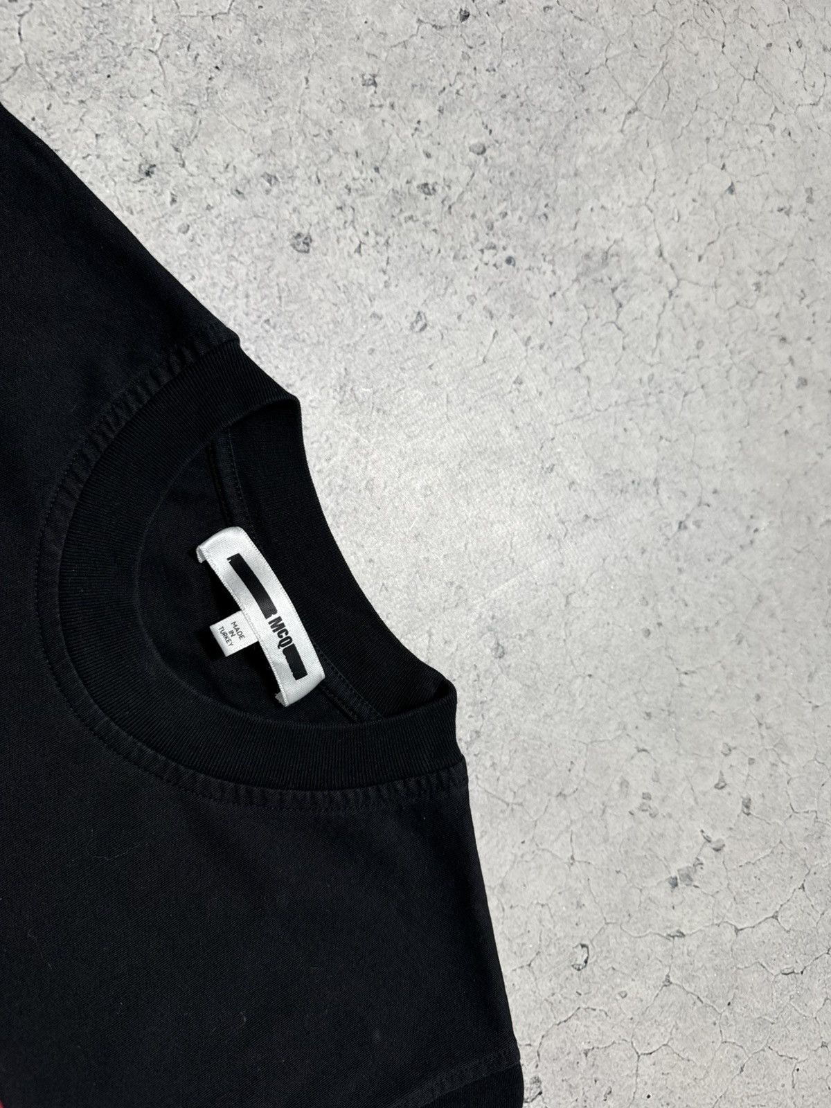 Alexander McQueen Alexander McQueen MCQ Black Big Logo T-Shirt Size S Size US S / EU 44-46 / 1 - 7 Thumbnail