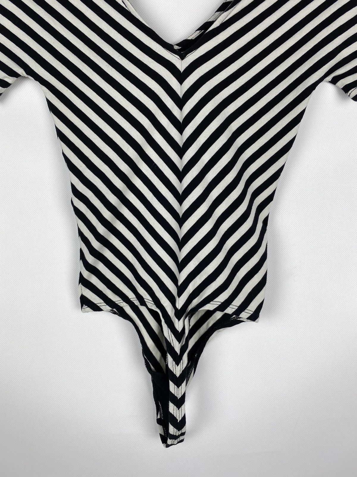 Allsaints × Japanese Brand Allsaints Keavey Stripe SS Bodysuit T Shirt size XS Size XS / US 0-2 / IT 36-38 - 18 Thumbnail